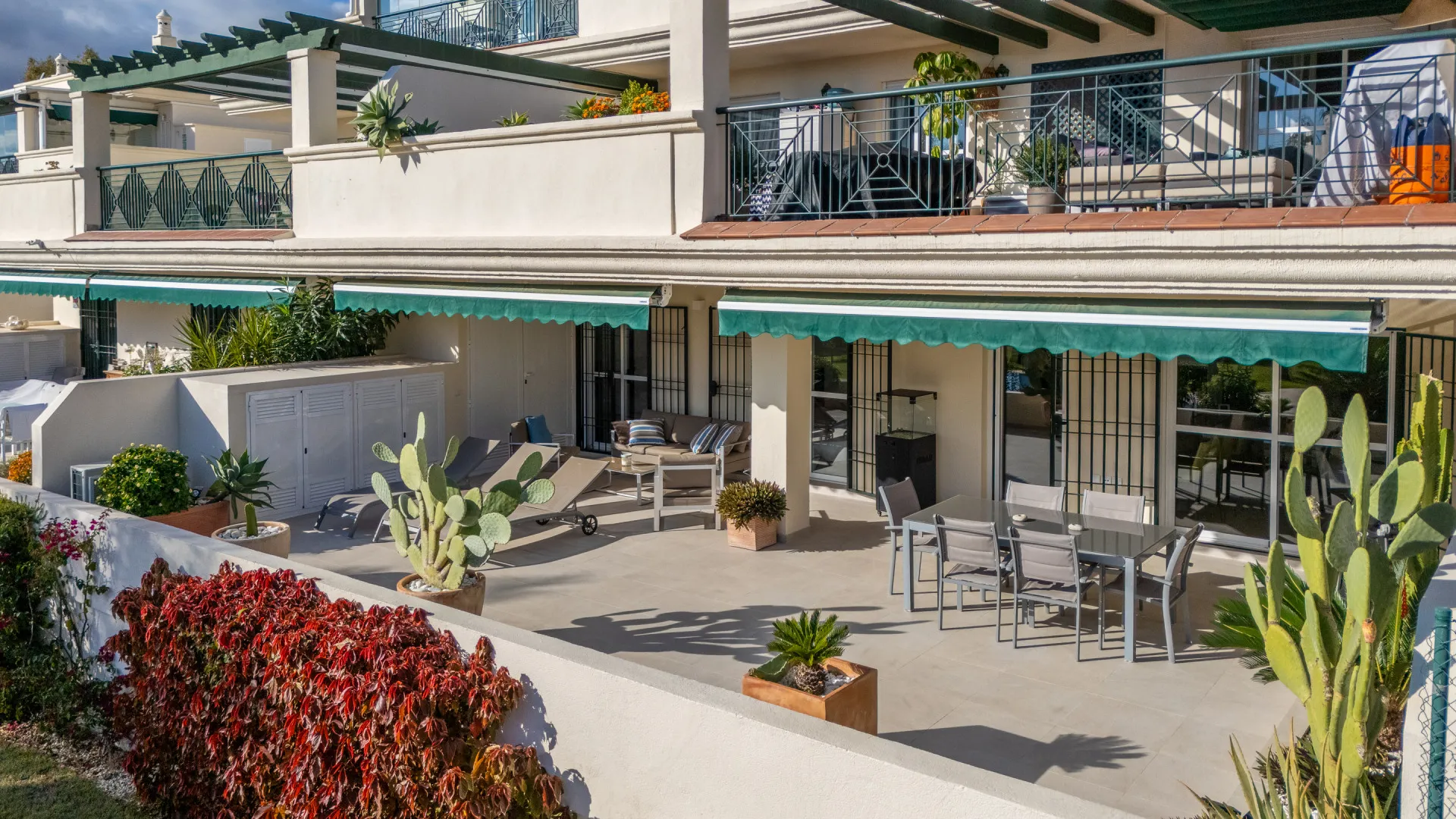 Apartamento en venta de 2 dormitorios en Nueva Andalucia