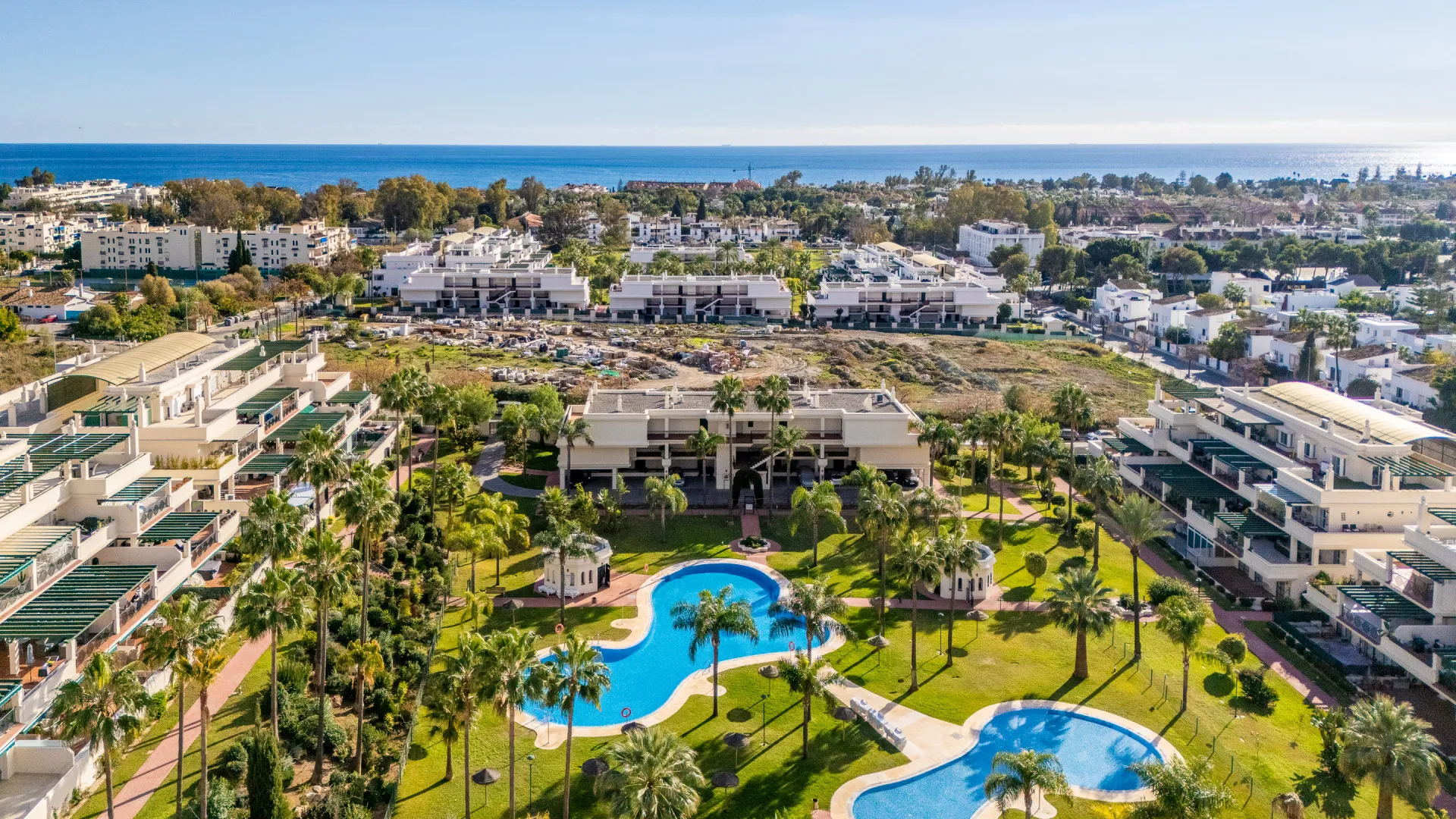 Apartamento en venta de 2 dormitorios en Nueva Andalucia