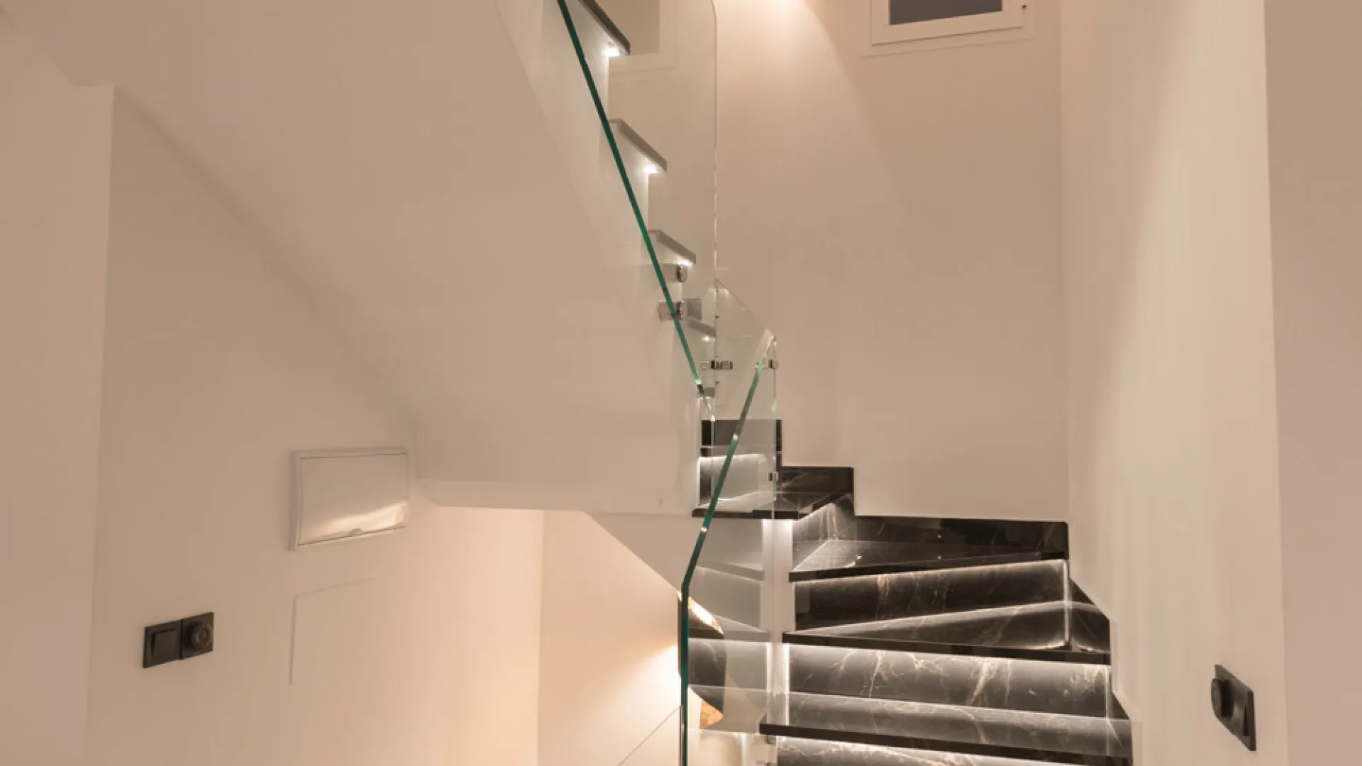 Los Naranjos town house for sale