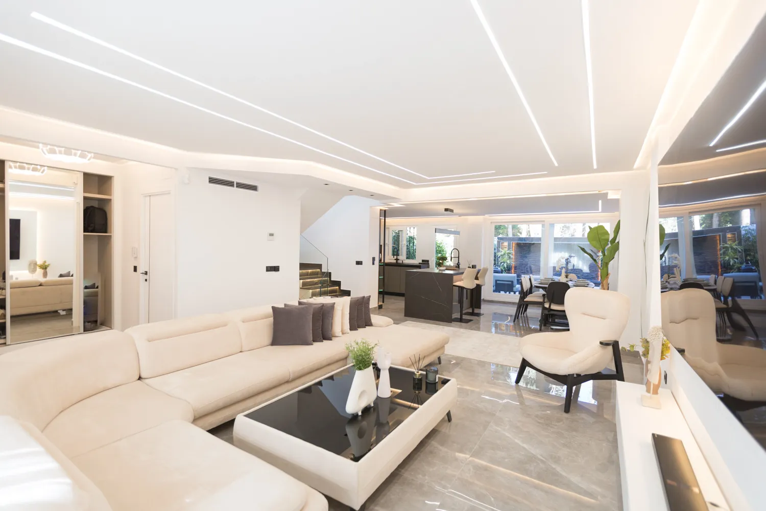 For sale Los Naranjos town house