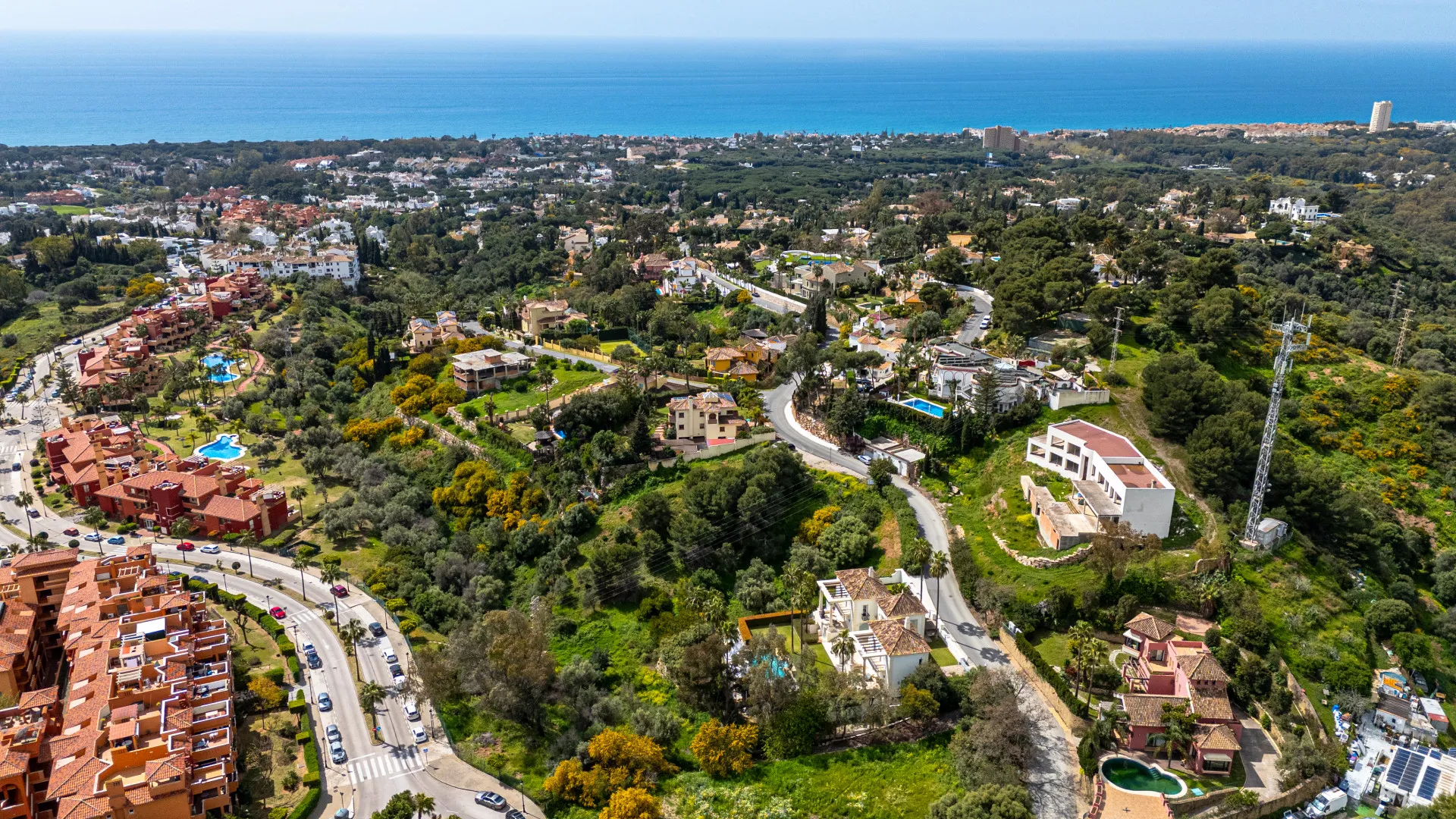 Plot in Hacienda las Chapas for sale