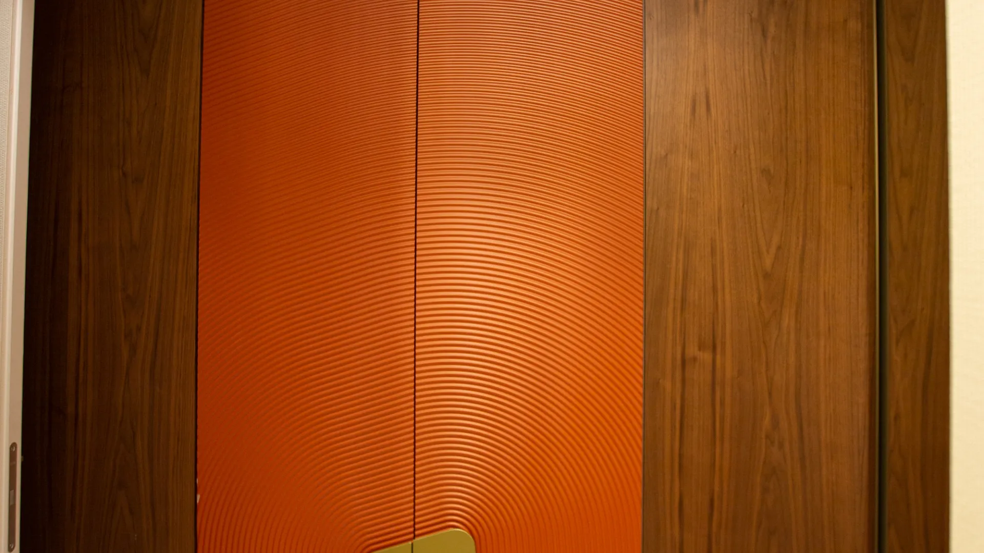 Buy Los Naranjos de Marbella 3 bedrooms ground floor apartment