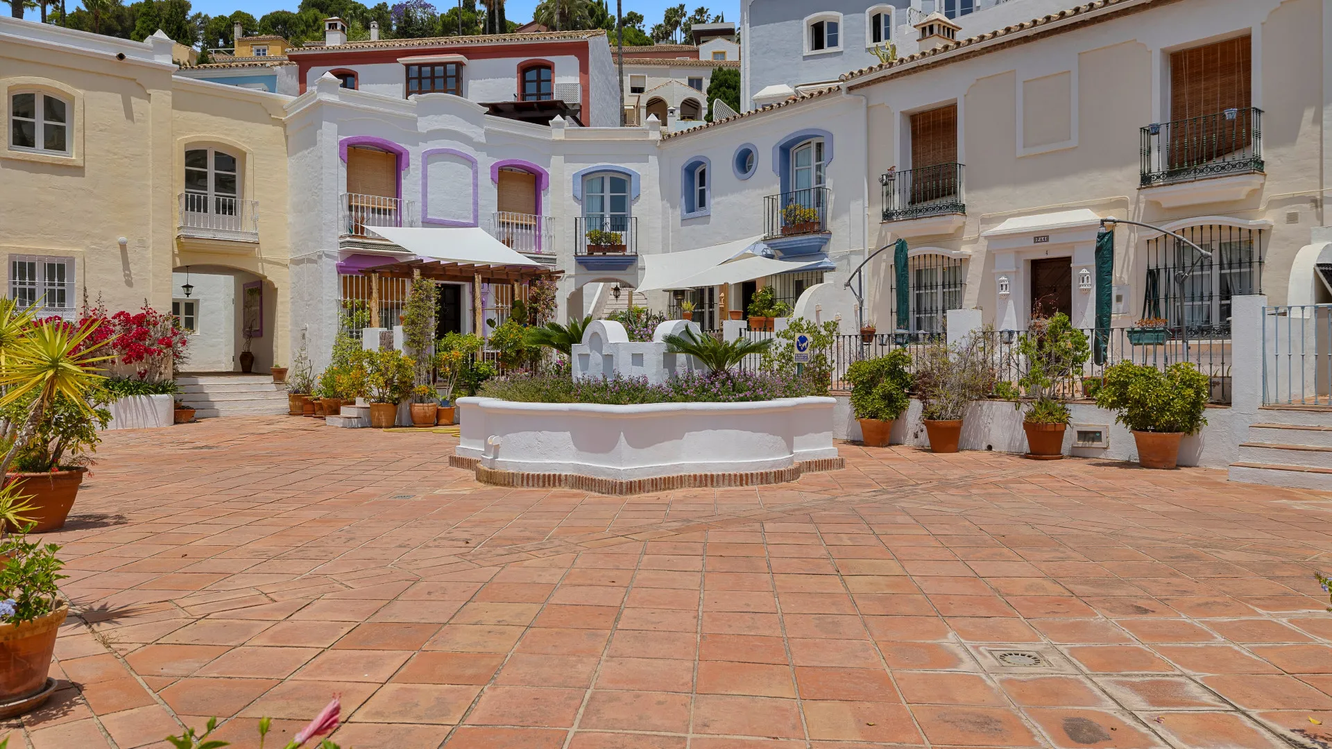 3 bedrooms Benahavis town house for sale
