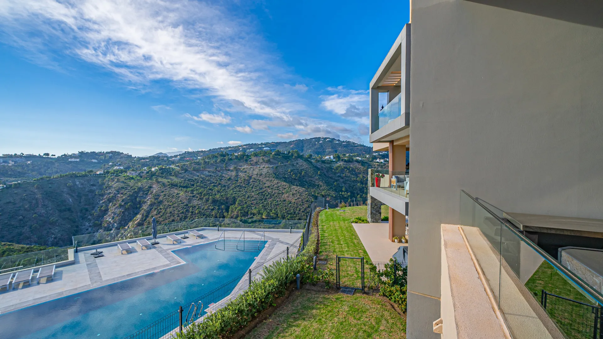 Los Olivos, apartamento con 4 dormitorios a la venta