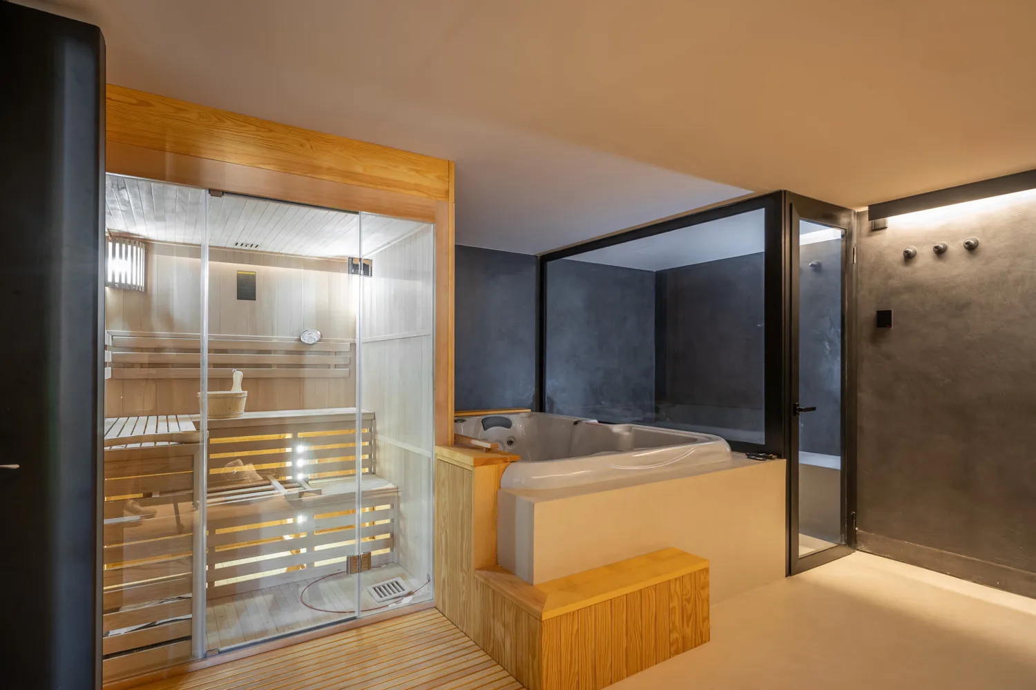 Villa con 5 dormitorios a la venta en La Merced