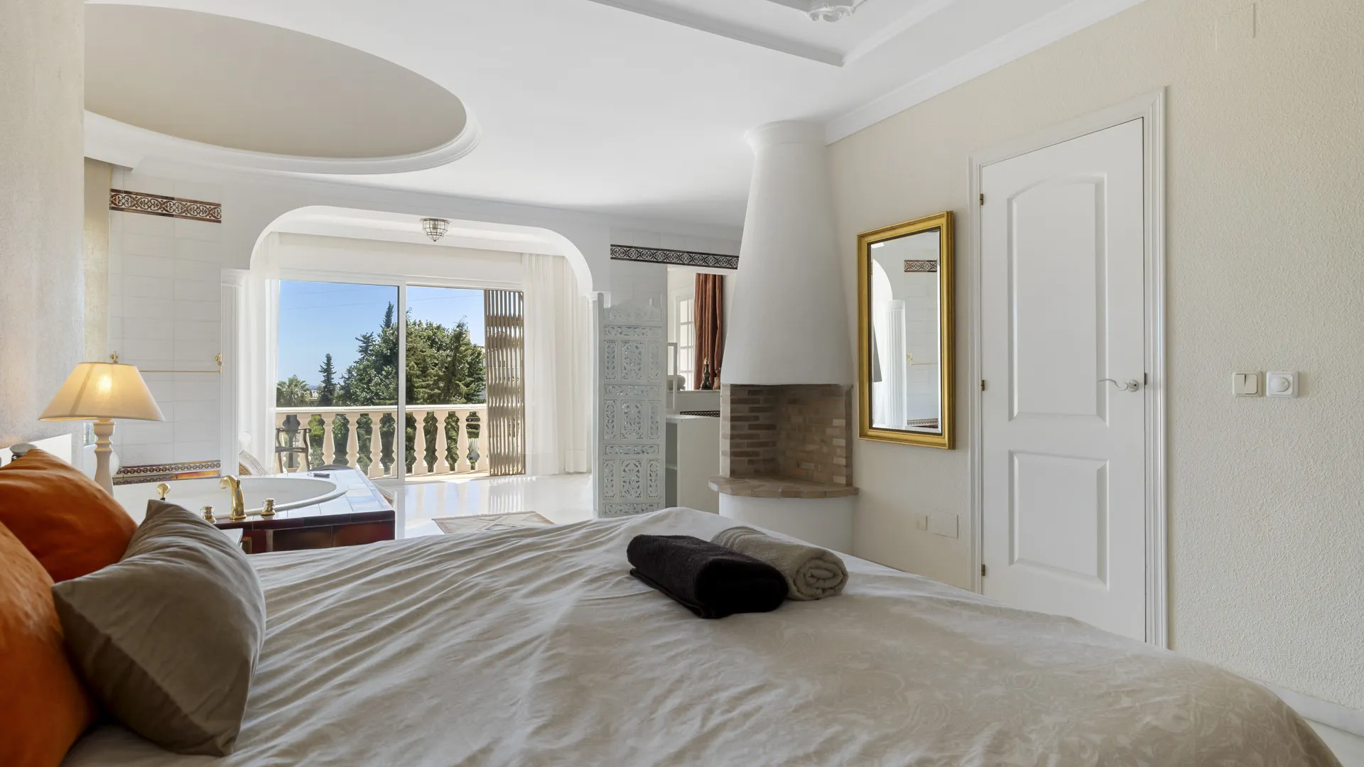 Nueva Andalucia, villa con 5 dormitorios en venta