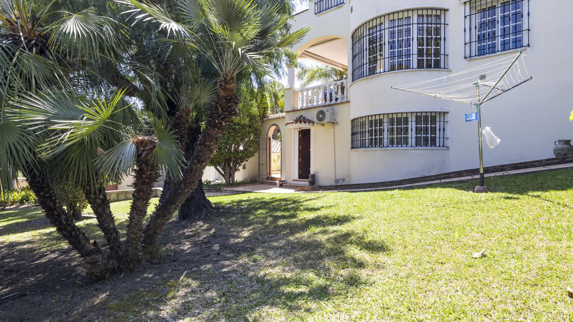 Nueva Andalucia, villa con 5 dormitorios en venta