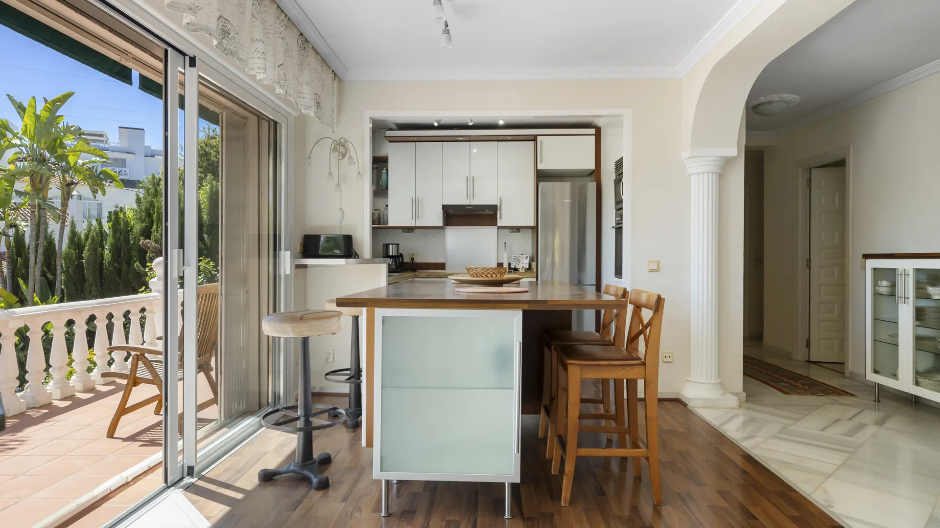 Nueva Andalucia, villa con 5 dormitorios en venta