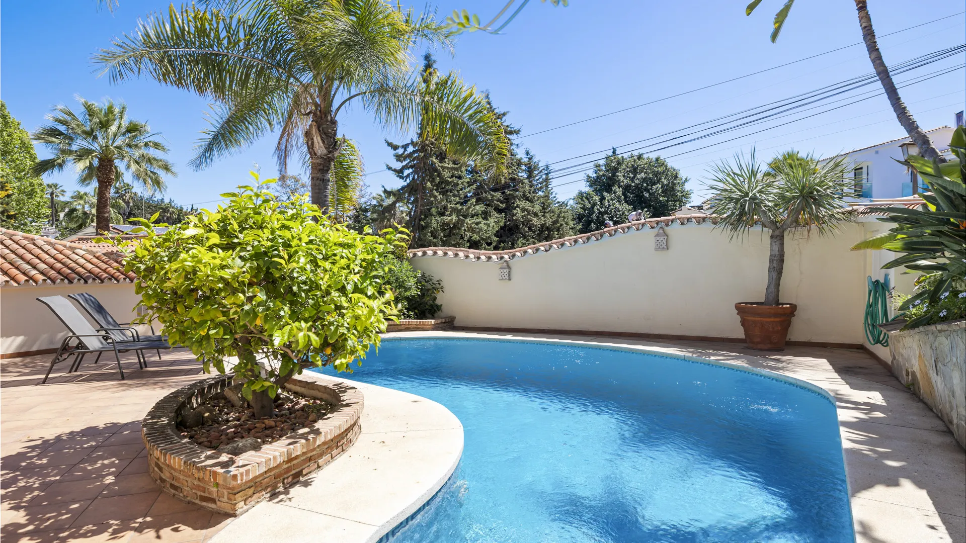 Nueva Andalucia, villa con 5 dormitorios en venta