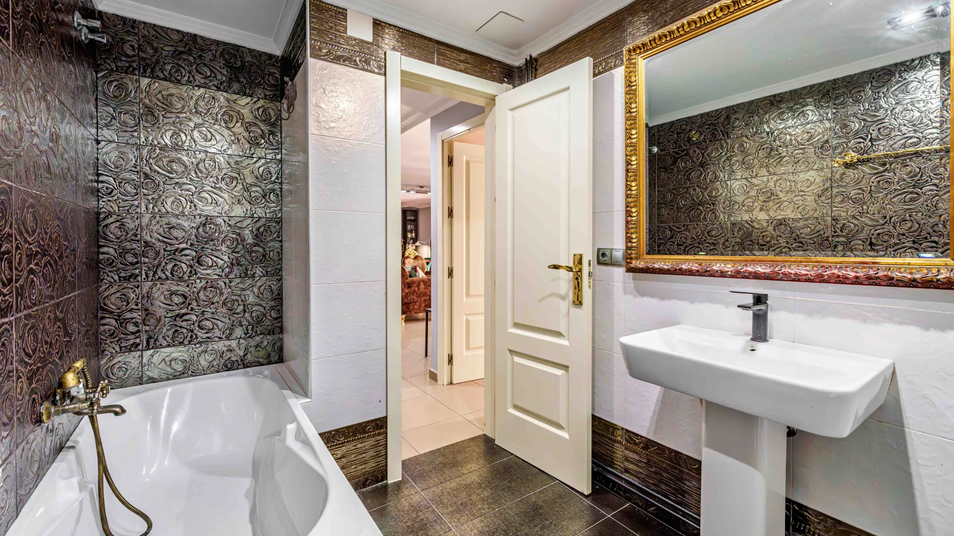 Apartment with 4 bedrooms for sale in Centro Histórico