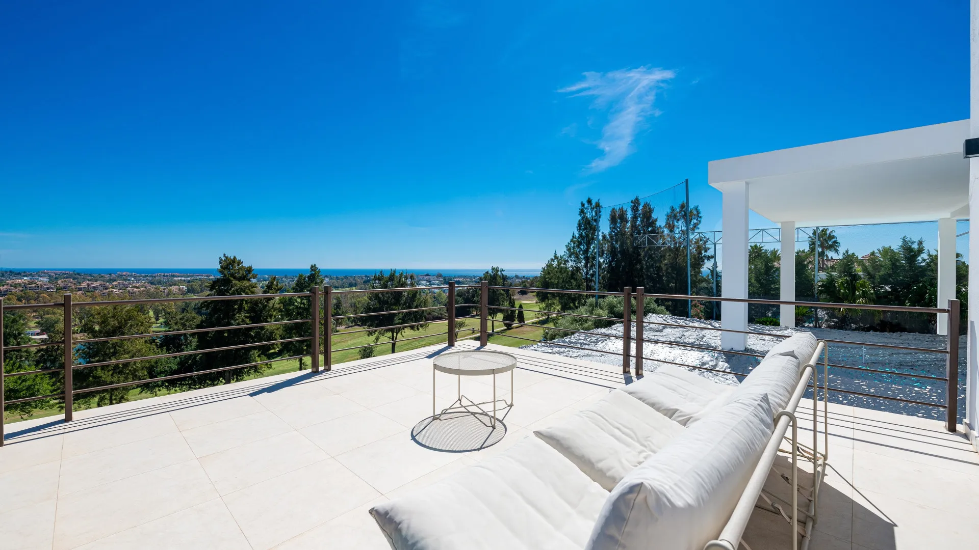 Se vende villa en La Alqueria de 8 dormitorios