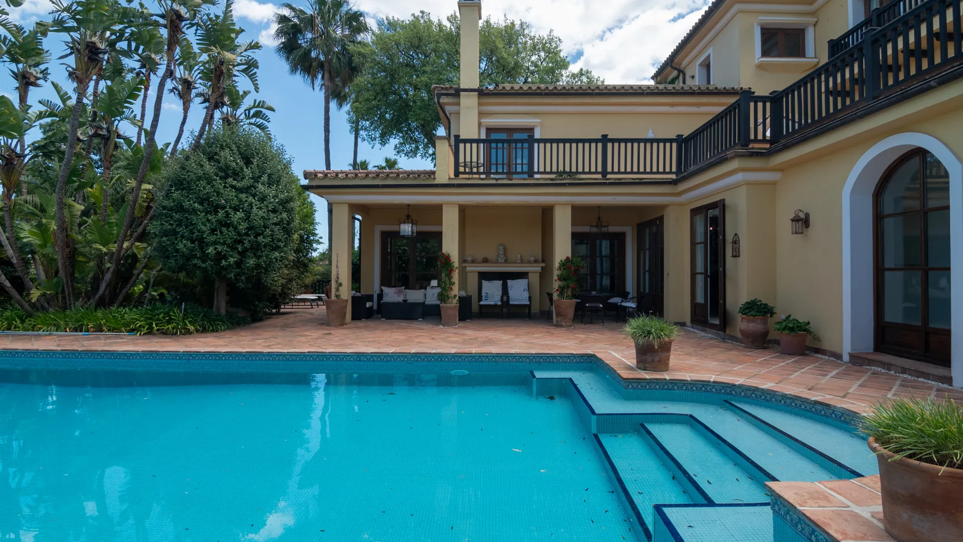 For sale villa in Valderrama Golf