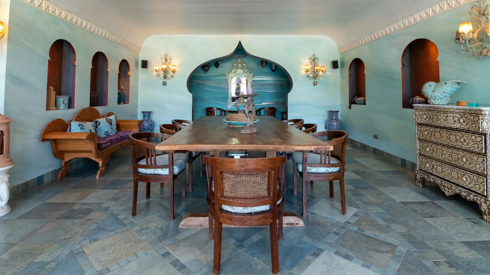 For sale villa in Valderrama Golf