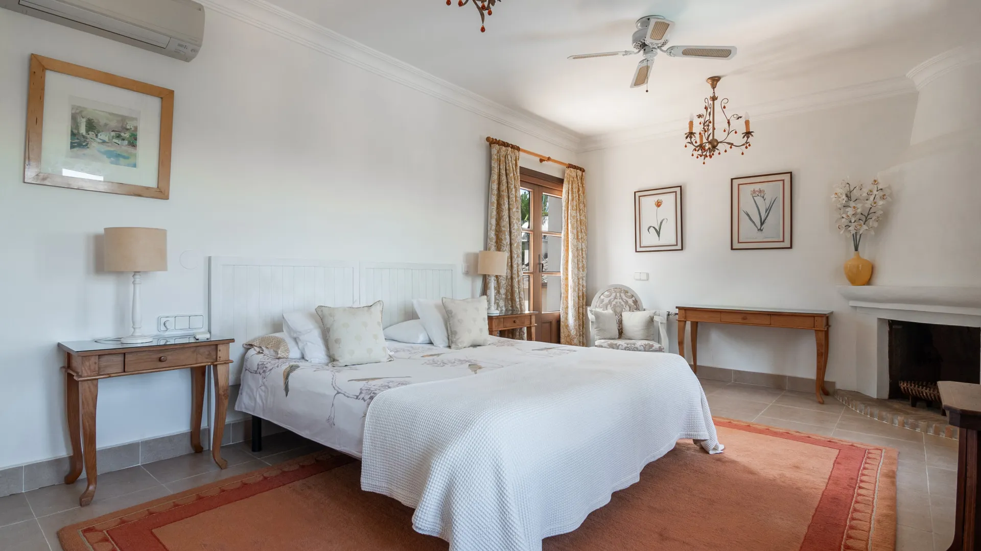 For sale villa in Valderrama Golf