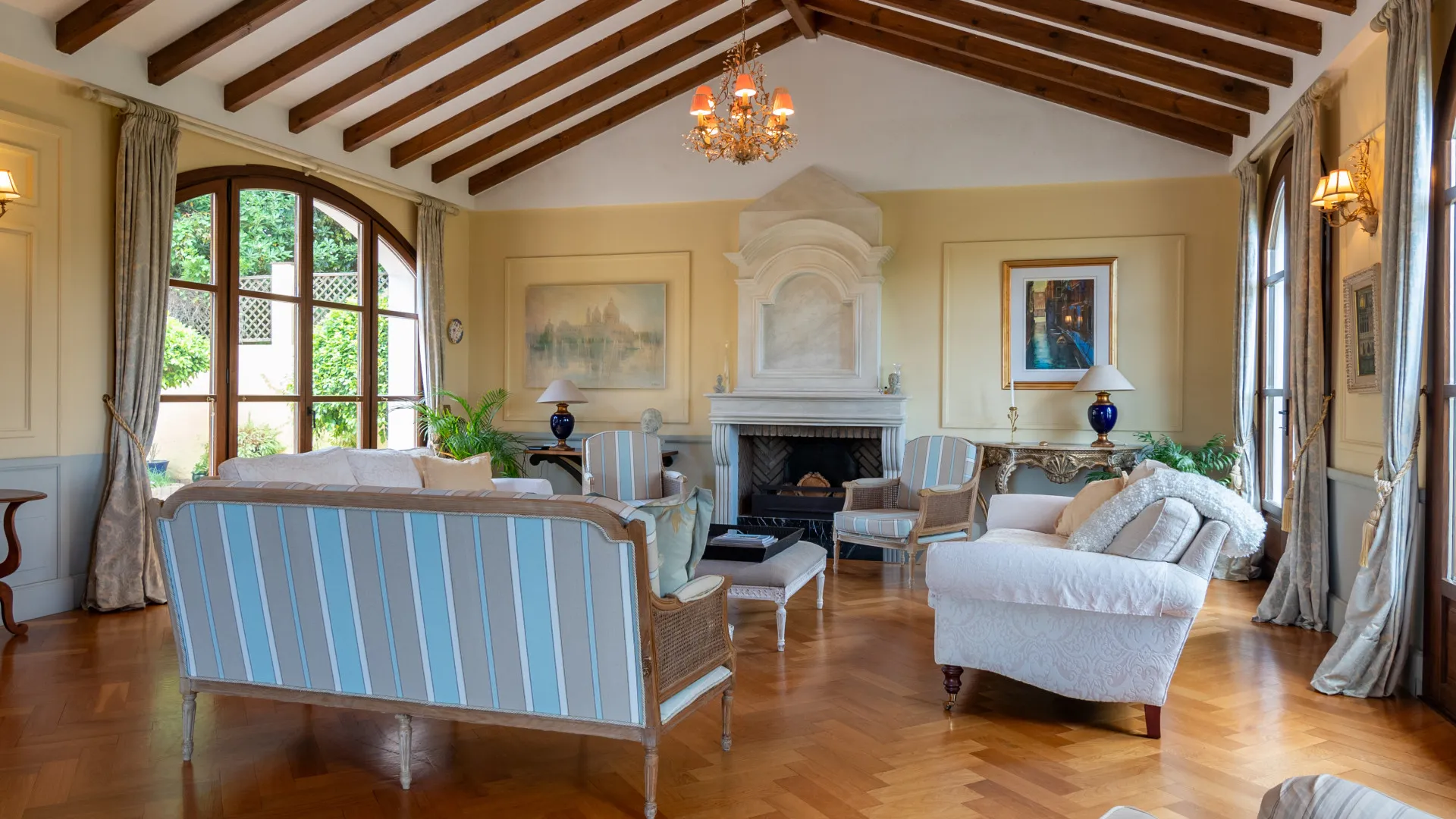 For sale villa in Valderrama Golf