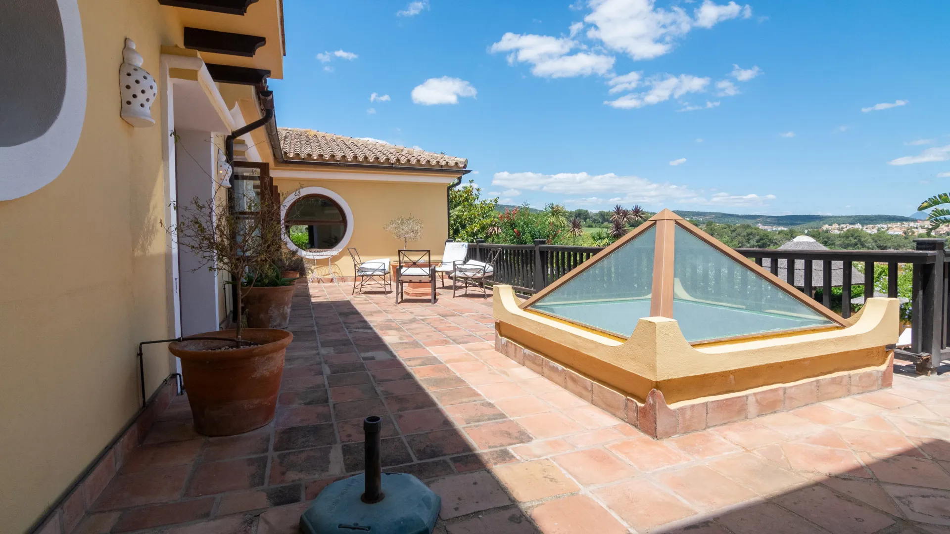 For sale villa in Valderrama Golf