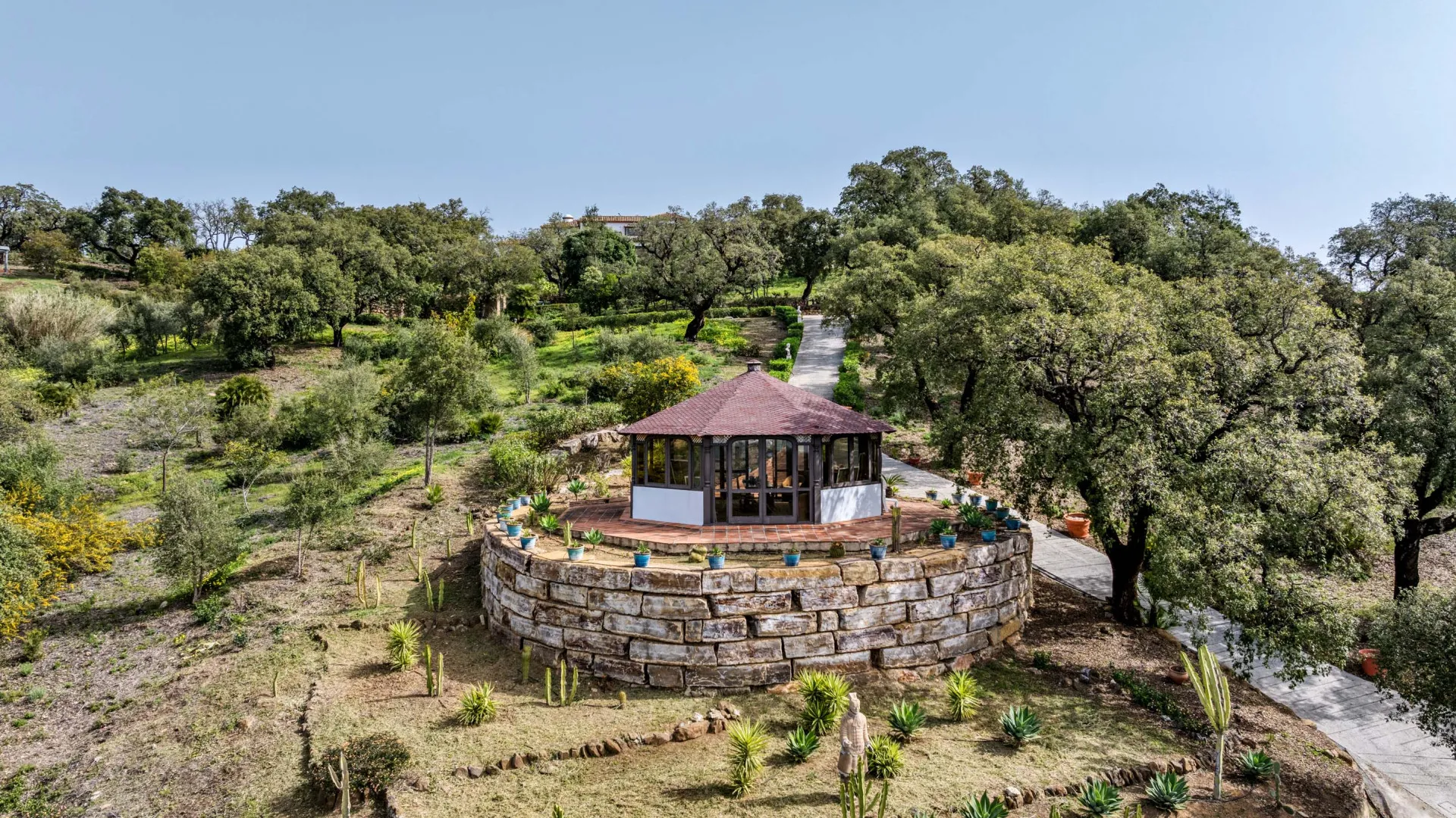 For sale finca in La Mairena with 7 bedrooms