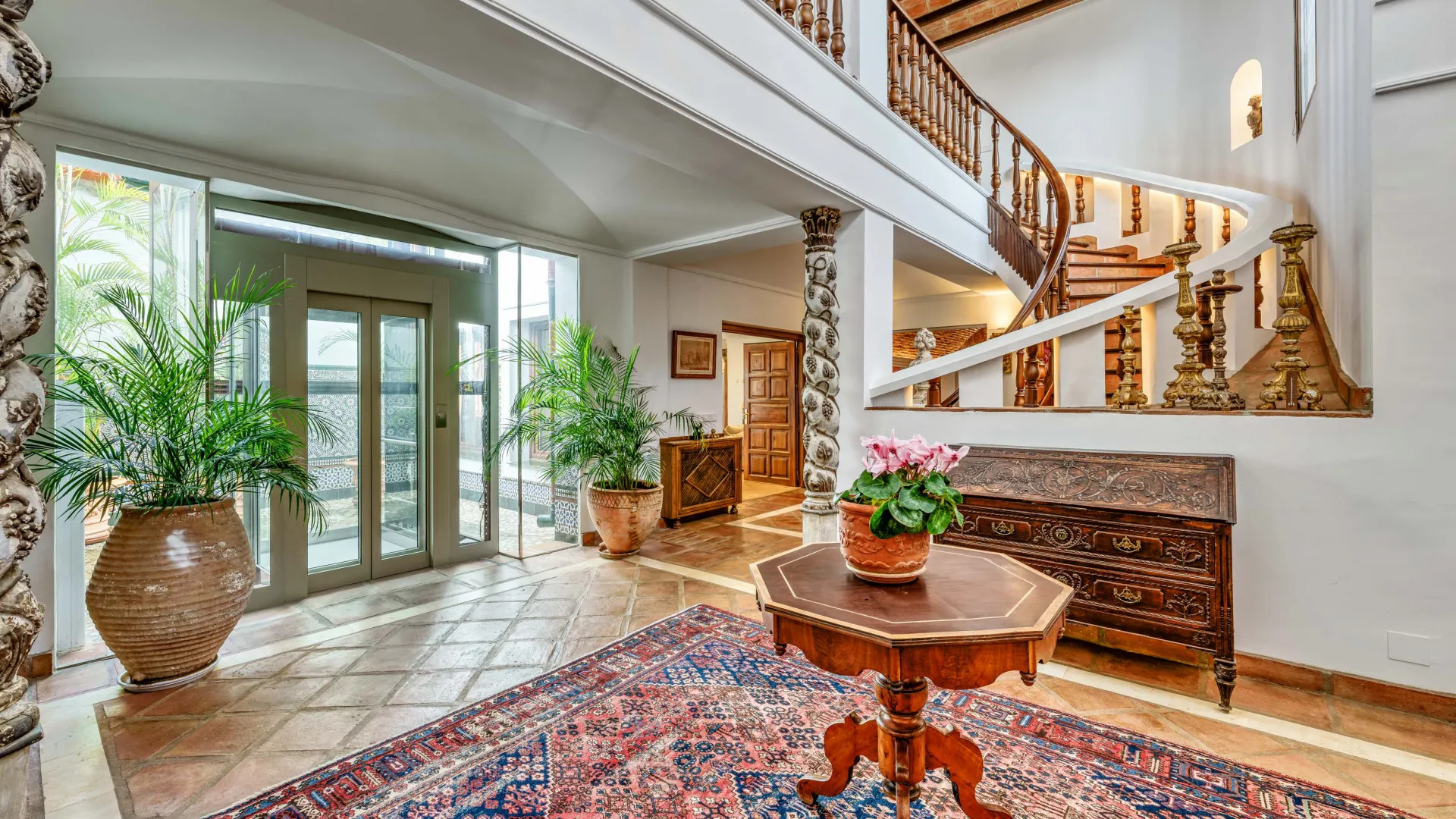 For sale finca in La Mairena with 7 bedrooms