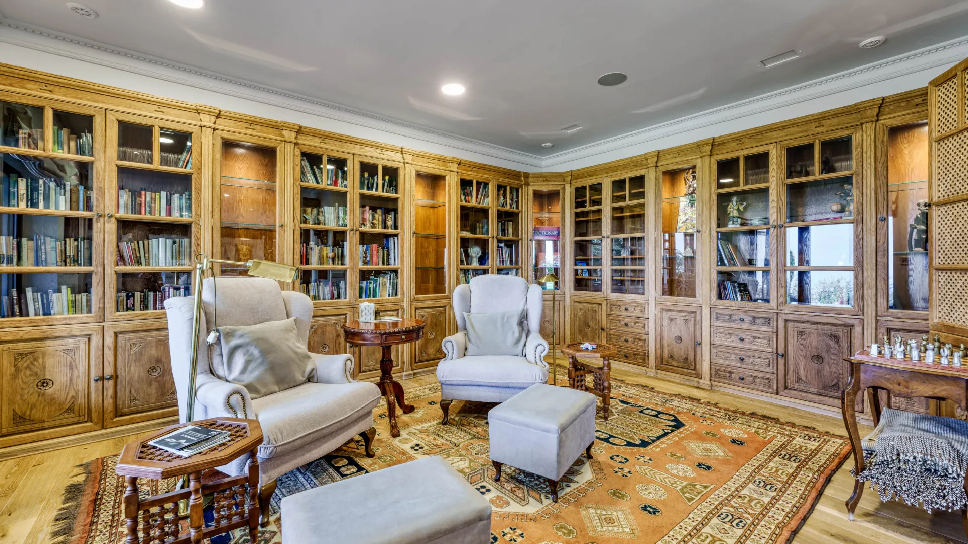 For sale finca in La Mairena with 7 bedrooms