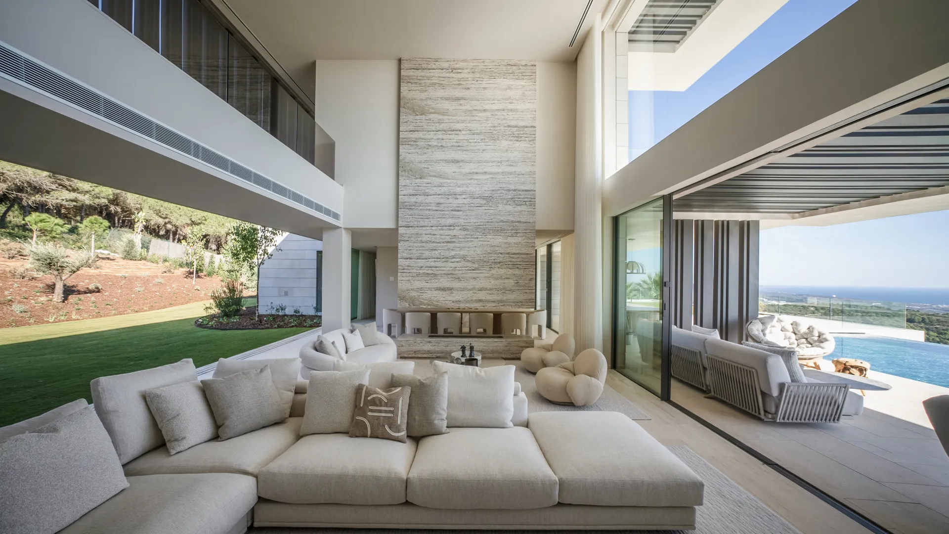 6 bedrooms villa for sale in La Reserva