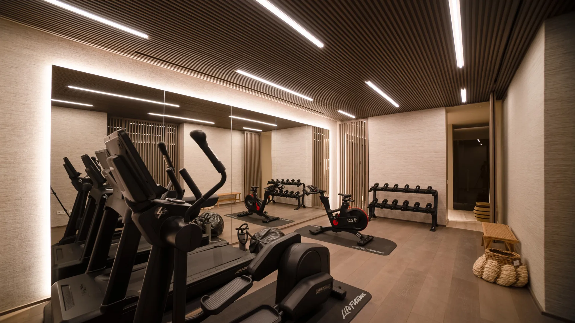 6 bedrooms villa for sale in La Reserva