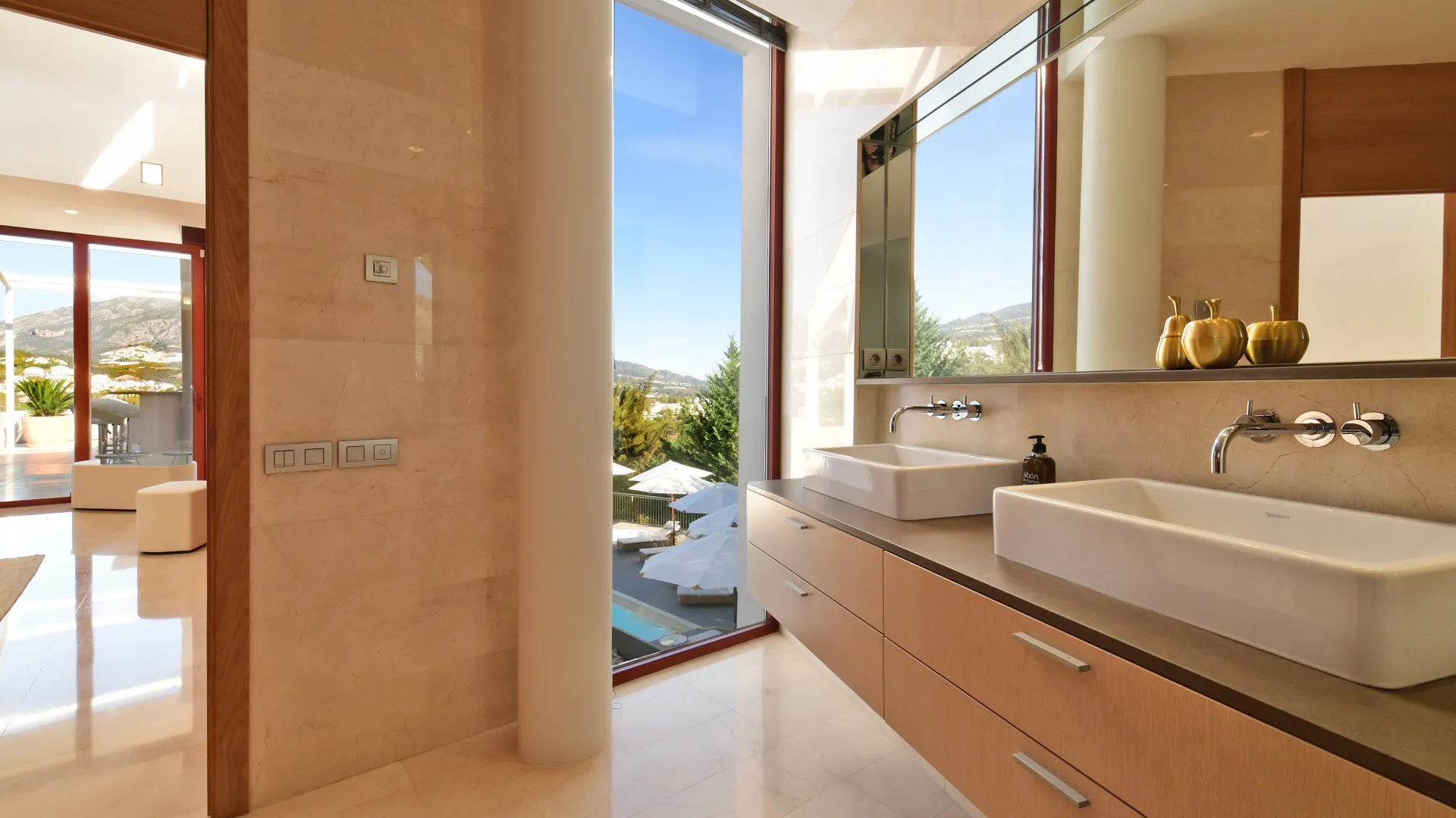 Los Naranjos de Marbella villa for sale