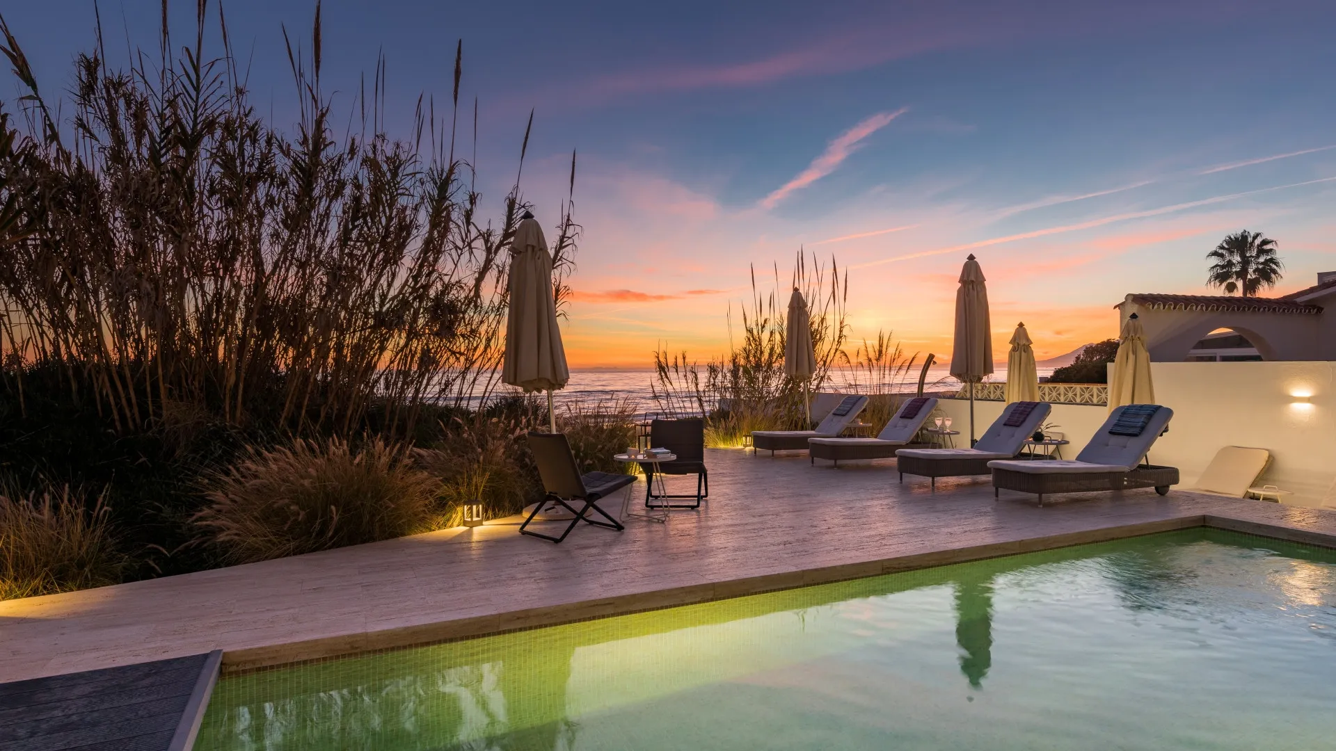 Se vende villa de 6 dormitorios en Costabella