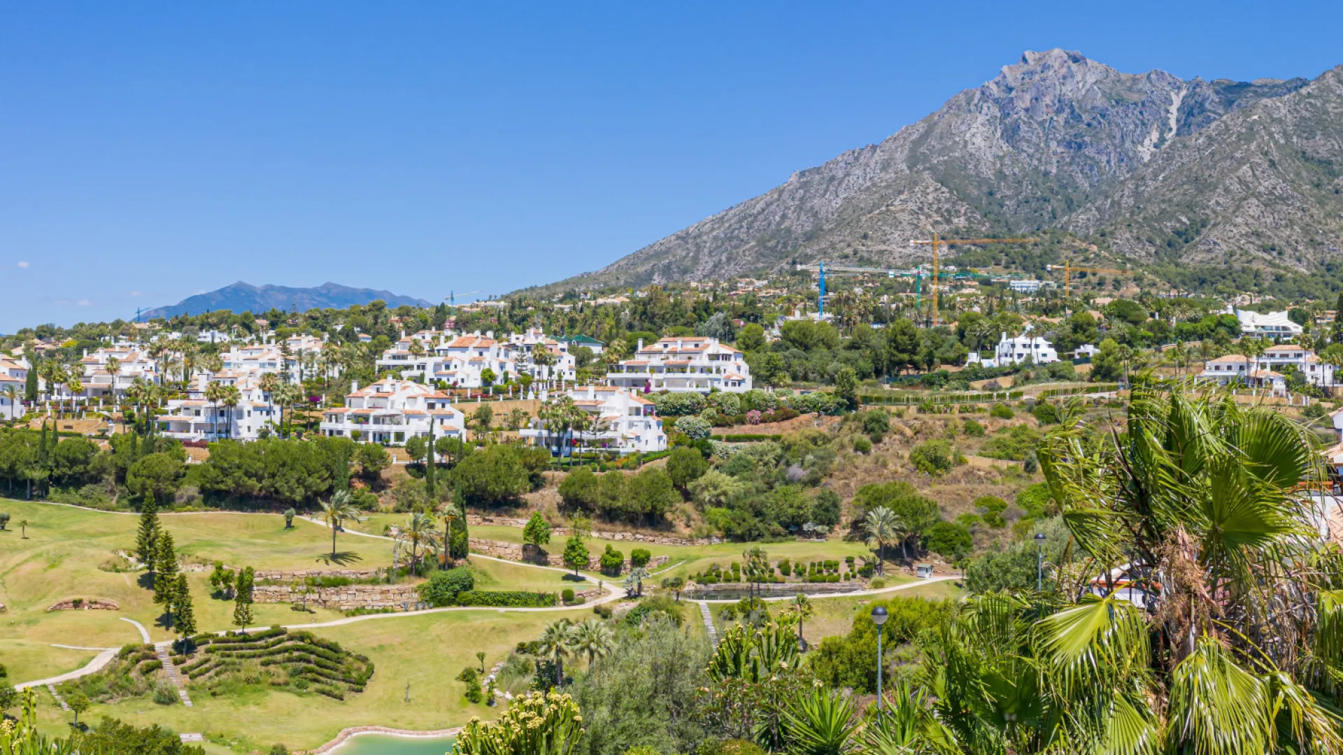 For sale Marbella City villa
