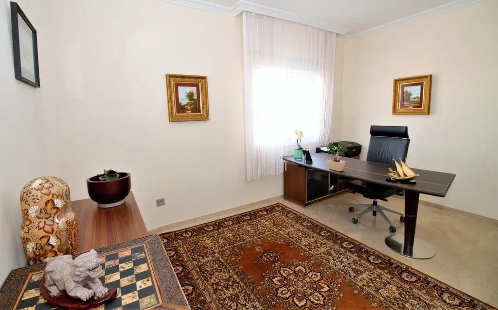 For sale Paraiso Alto 10 bedrooms villa