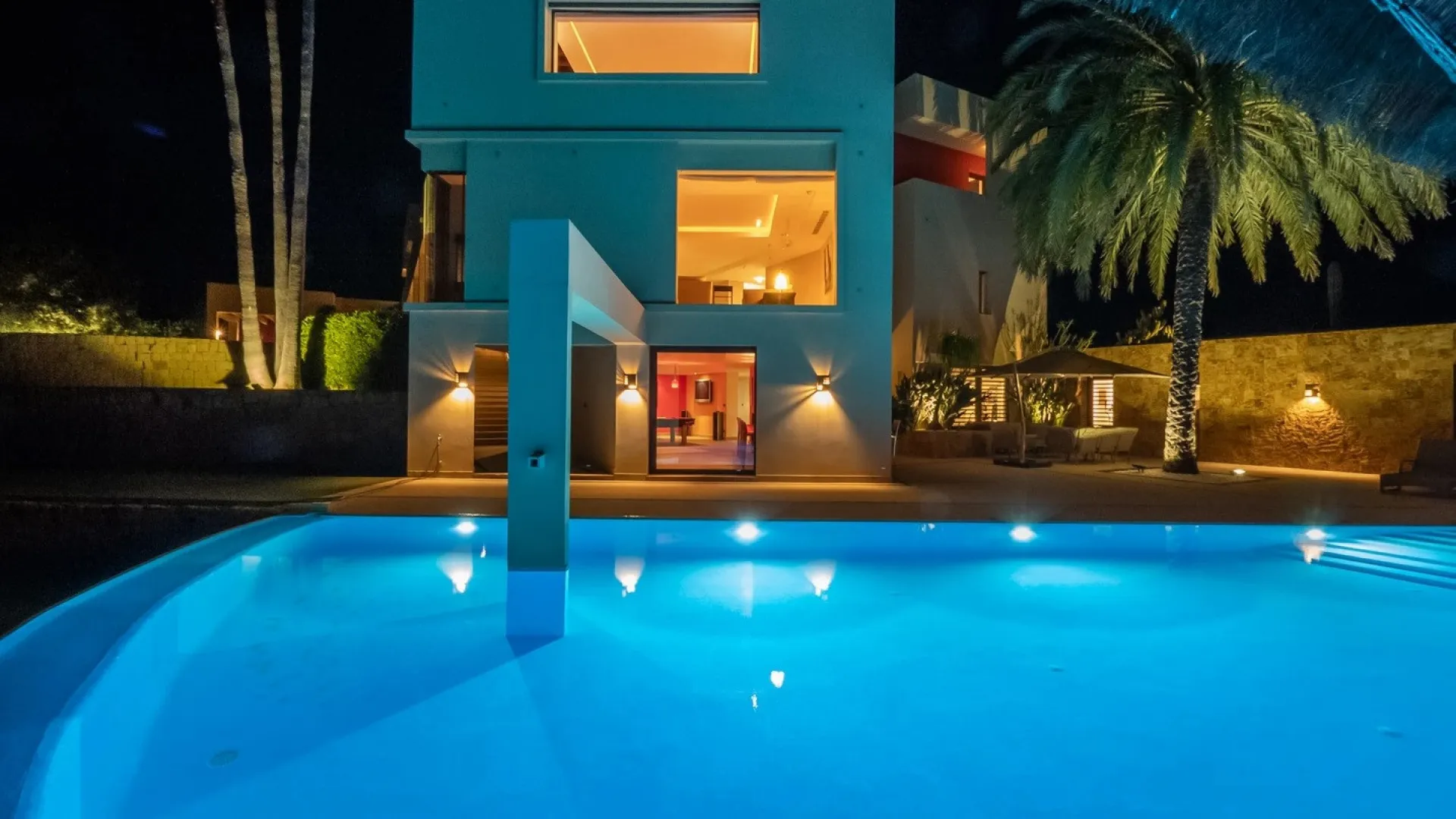 For sale villa in La Reserva with 6 bedrooms