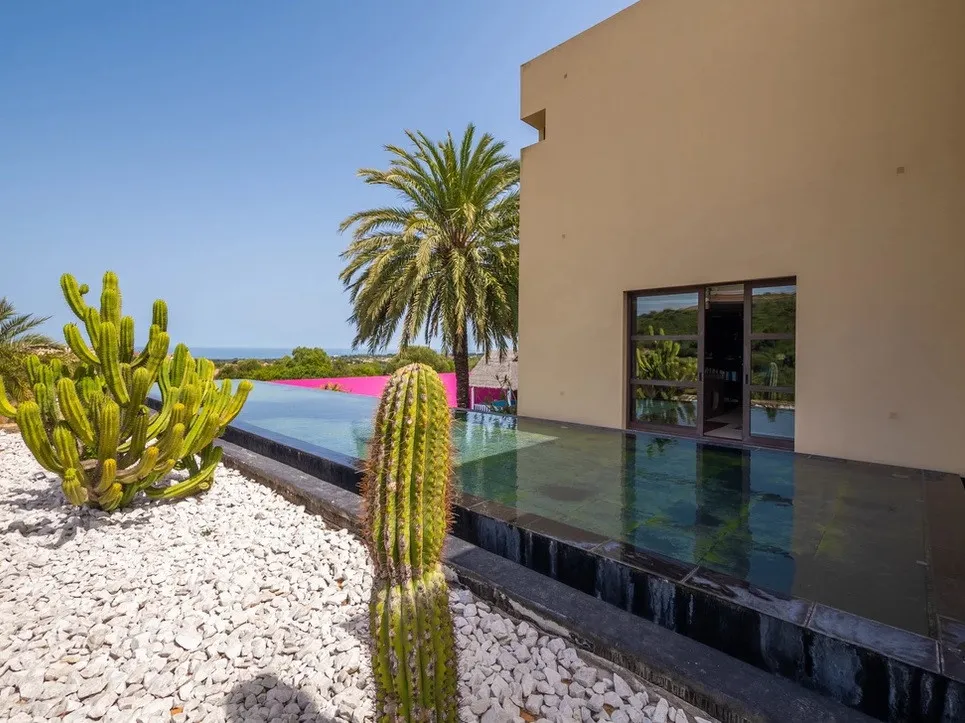 For sale villa in La Reserva with 6 bedrooms