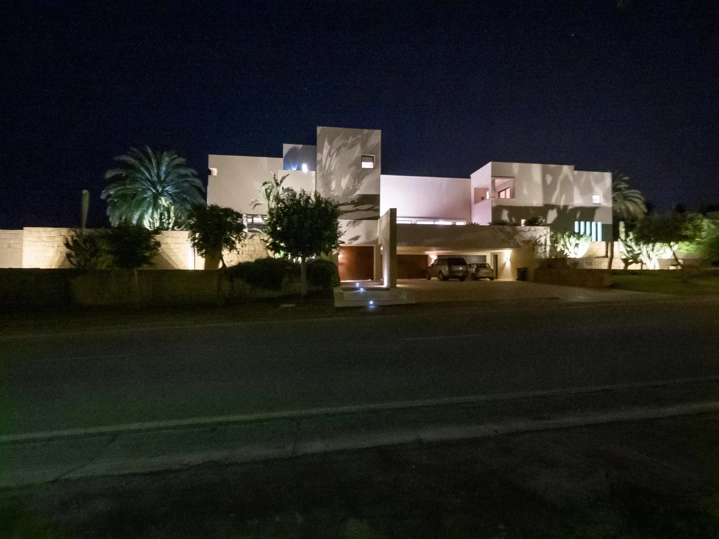 For sale villa in La Reserva with 6 bedrooms