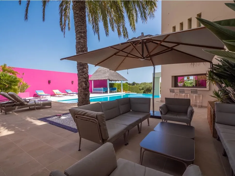 For sale villa in La Reserva with 6 bedrooms