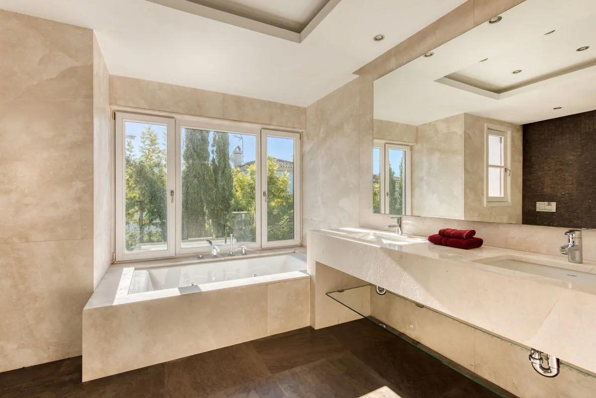 Guadalmina Baja, villa a la venta