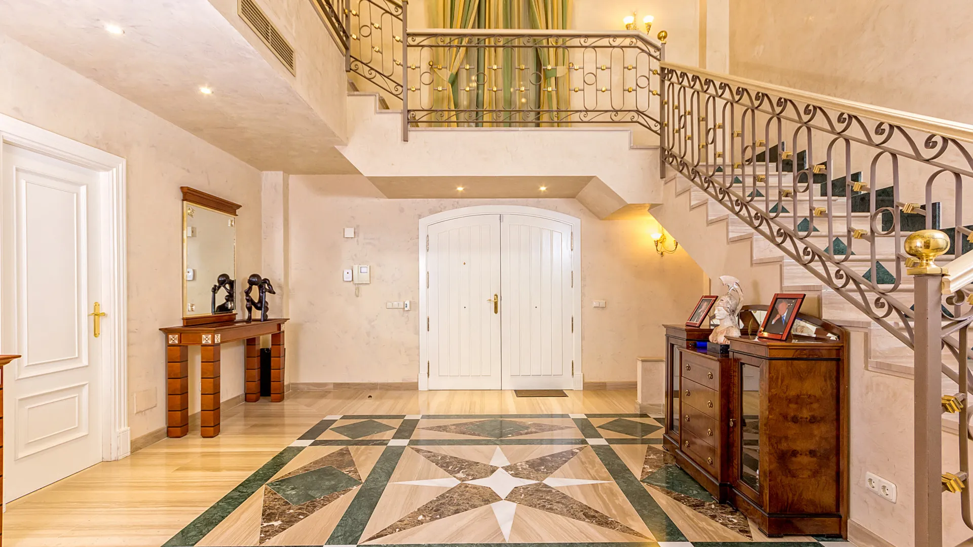 El Rosario, villa de 5 dormitorios en venta