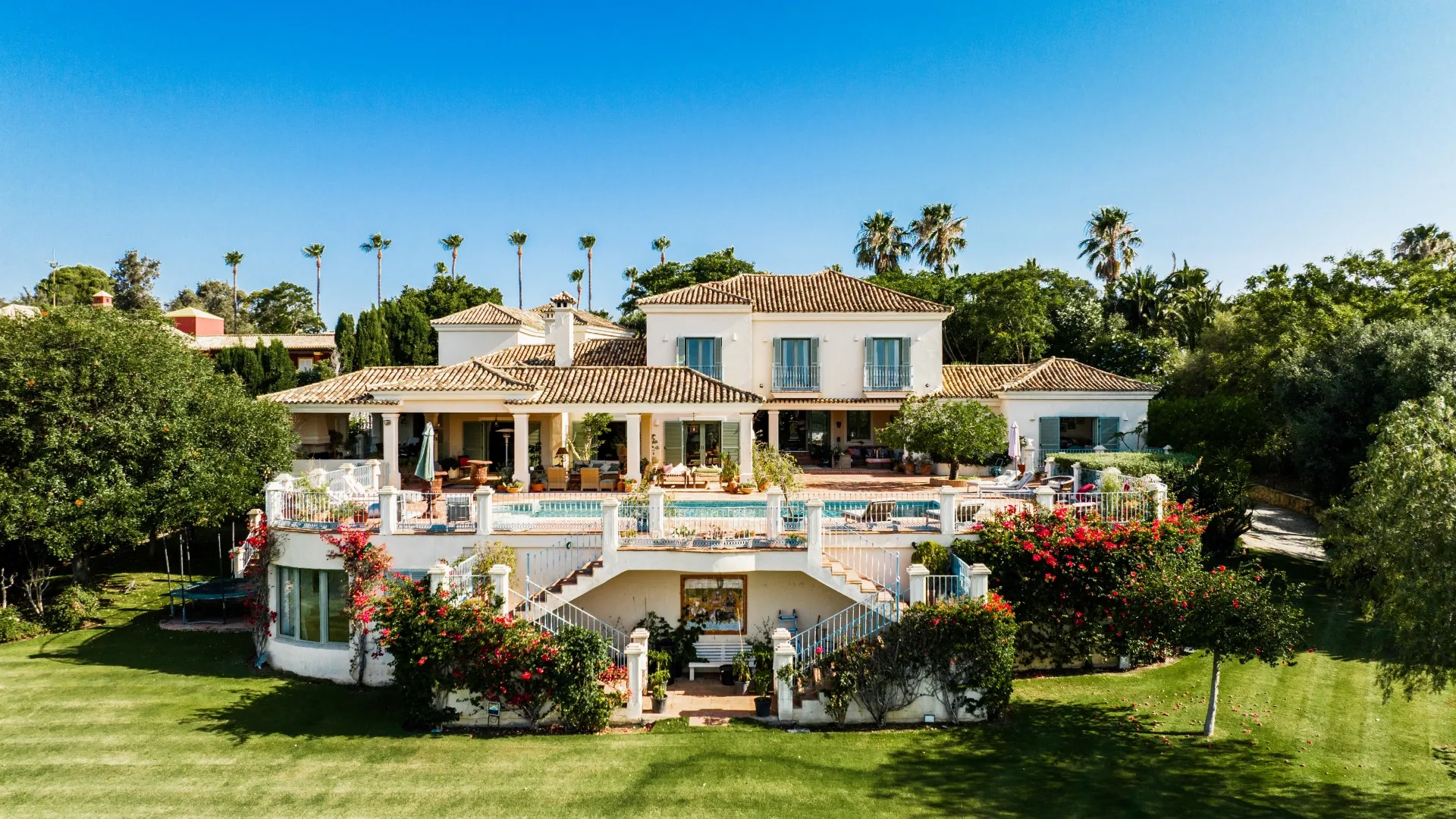 Se vende villa en Sotogrande con 9 dormitorios