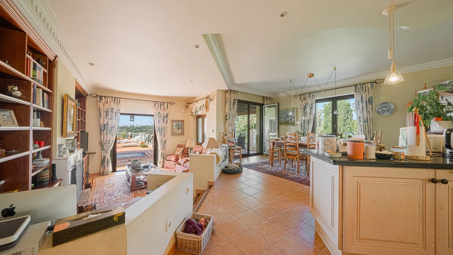 Se vende villa en Sotogrande con 9 dormitorios