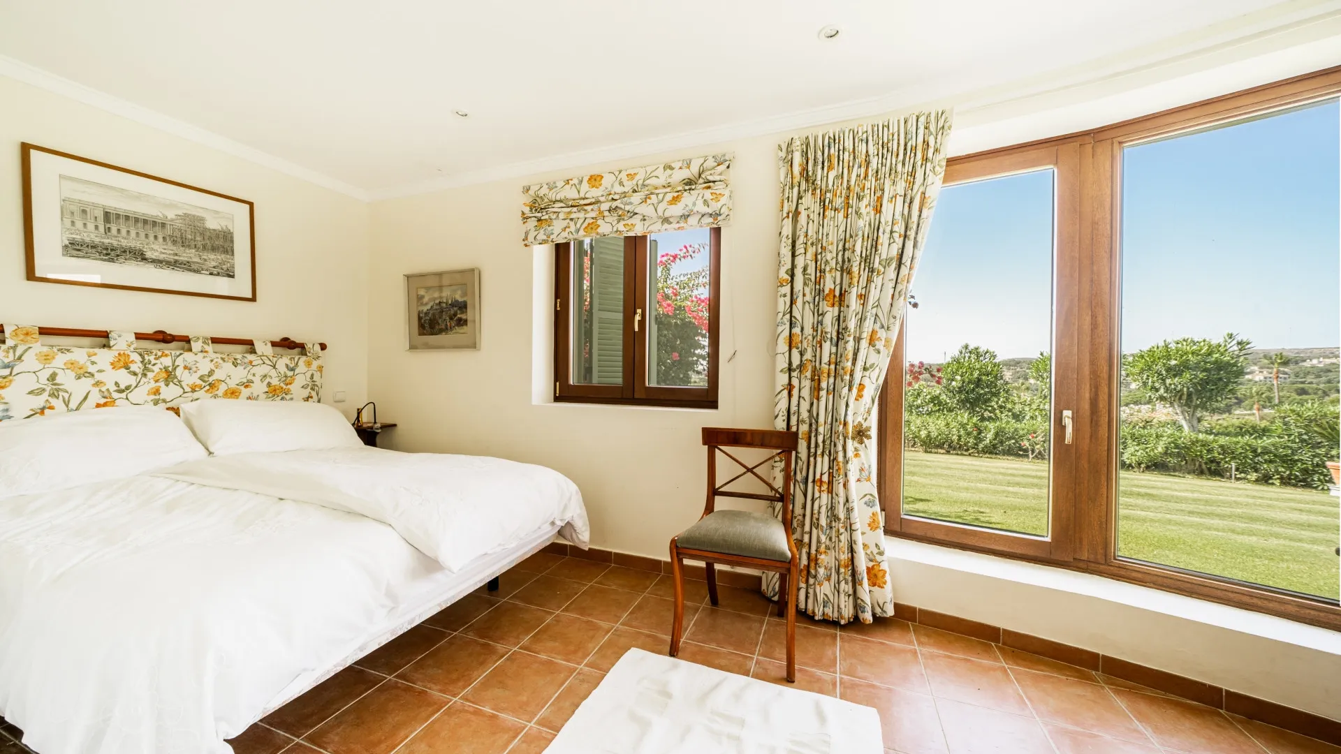 Se vende villa en Sotogrande con 9 dormitorios