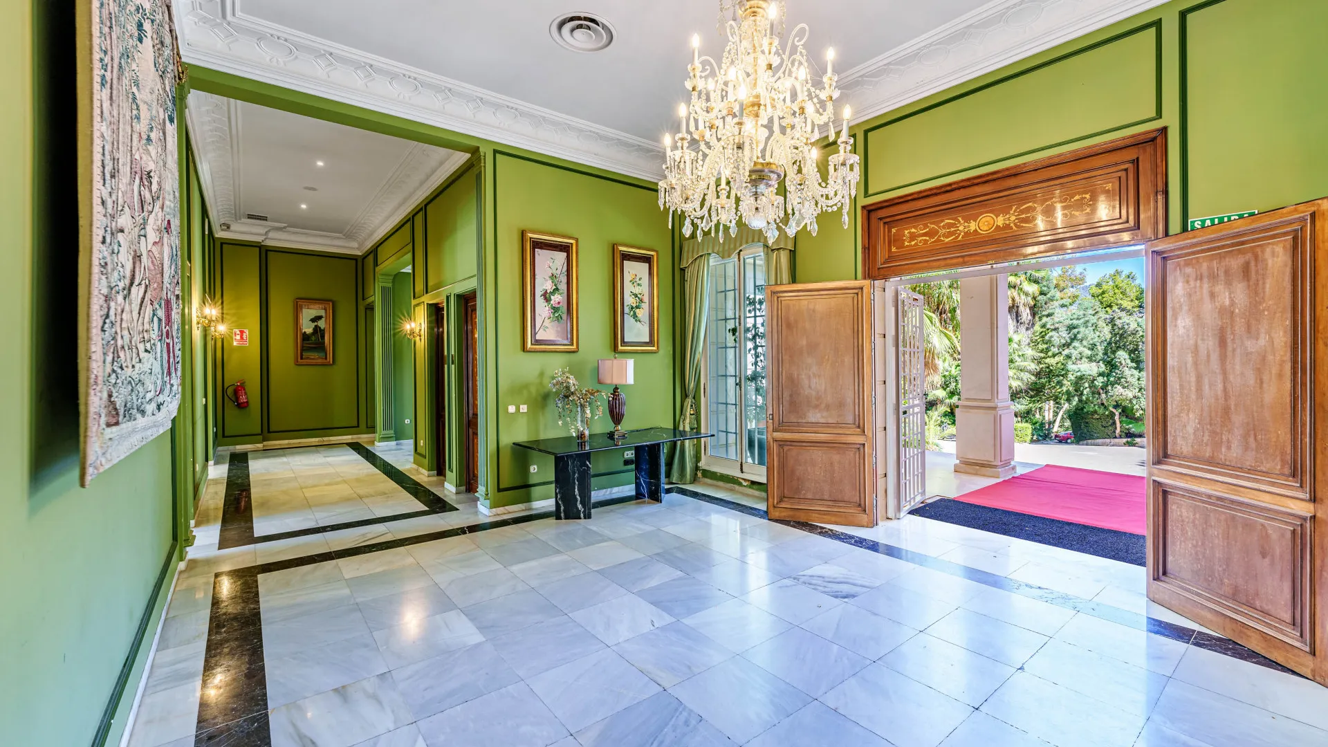 For sale El Limonar palace