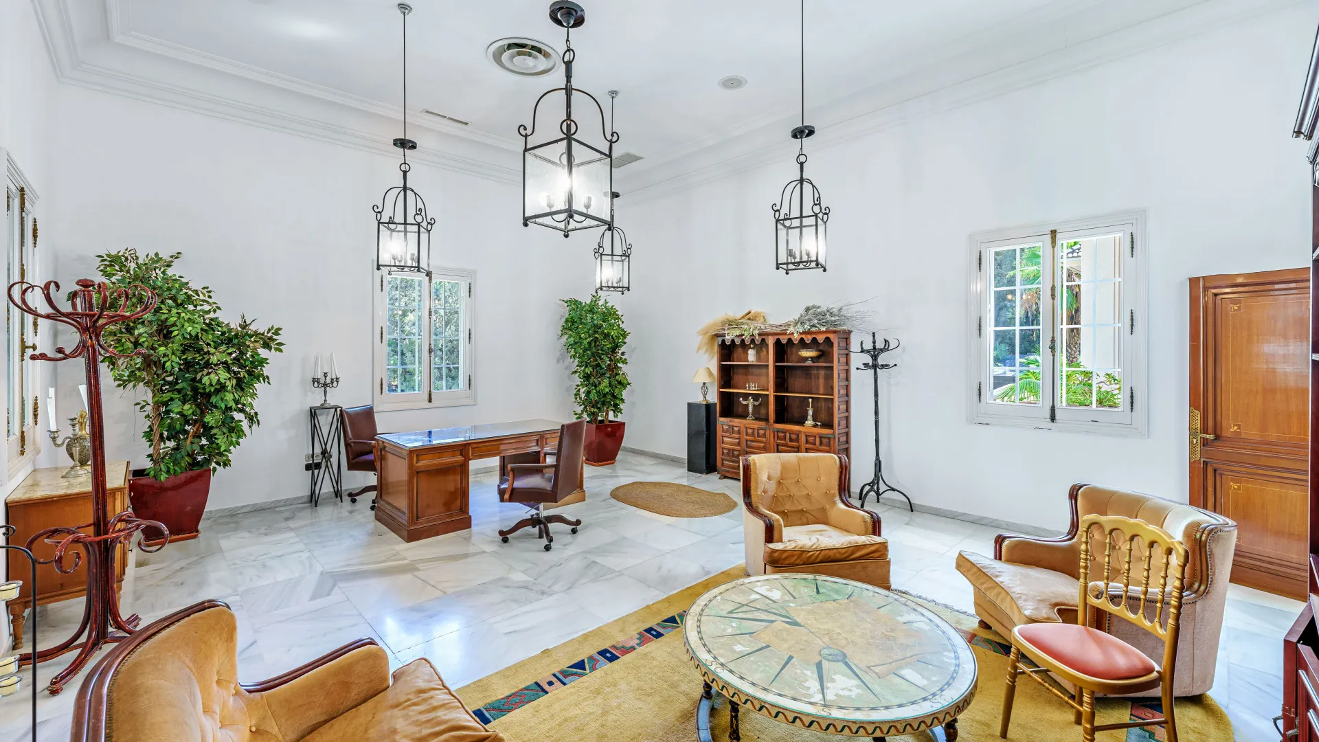 For sale El Limonar palace