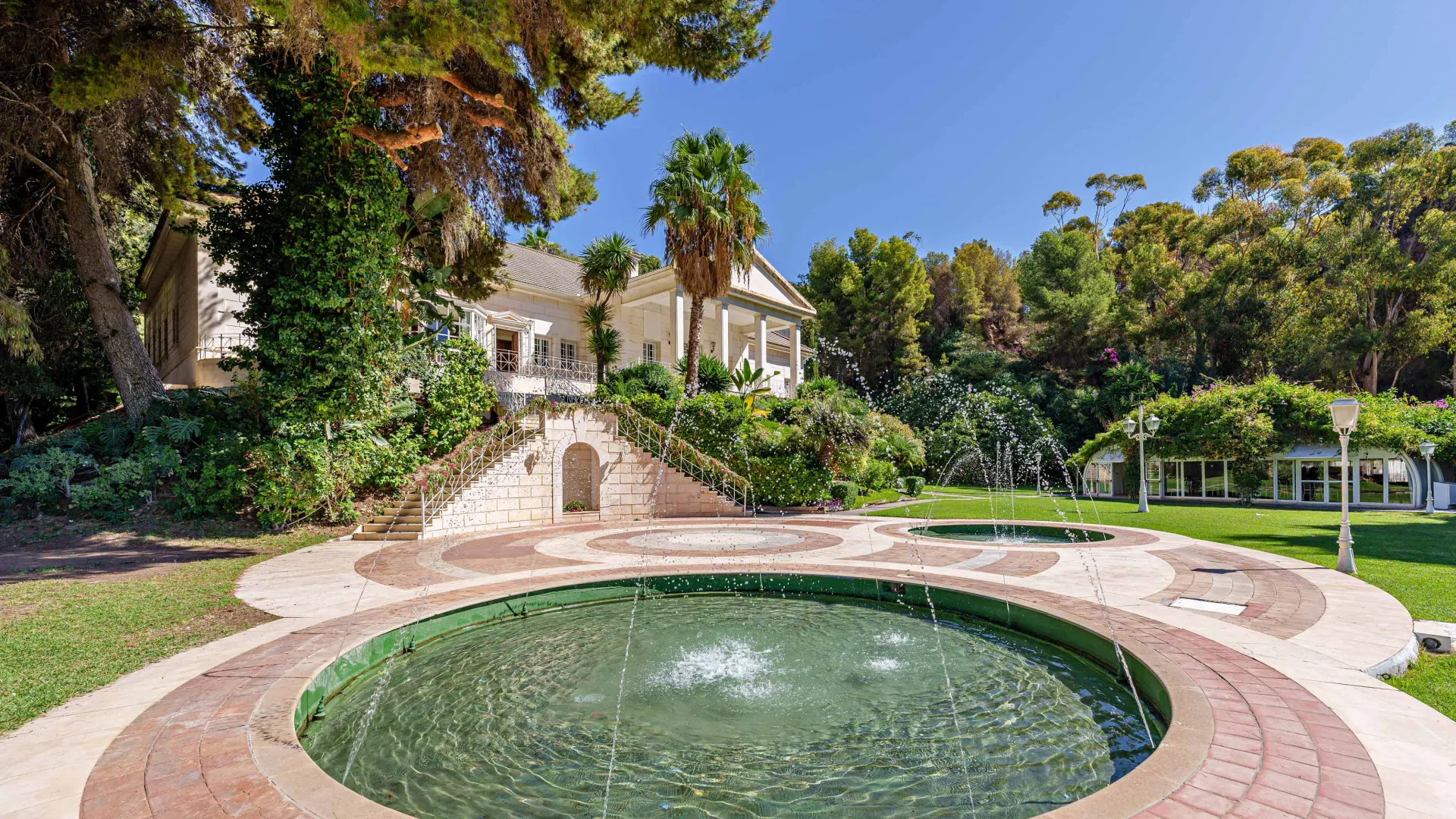 For sale El Limonar palace