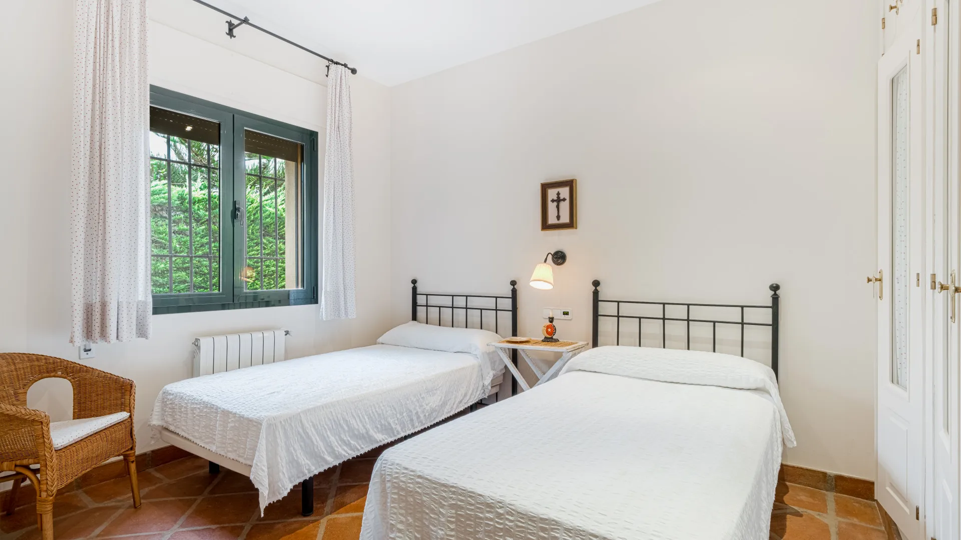 For sale villa with 5 bedrooms in Sotogrande