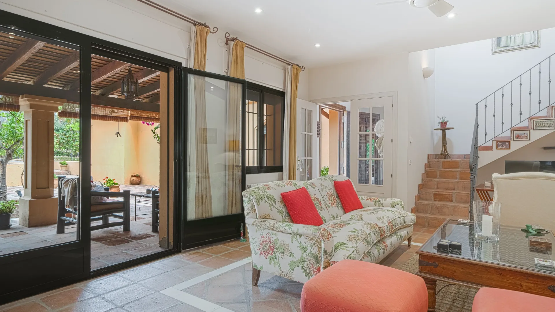 For sale villa with 5 bedrooms in Sotogrande