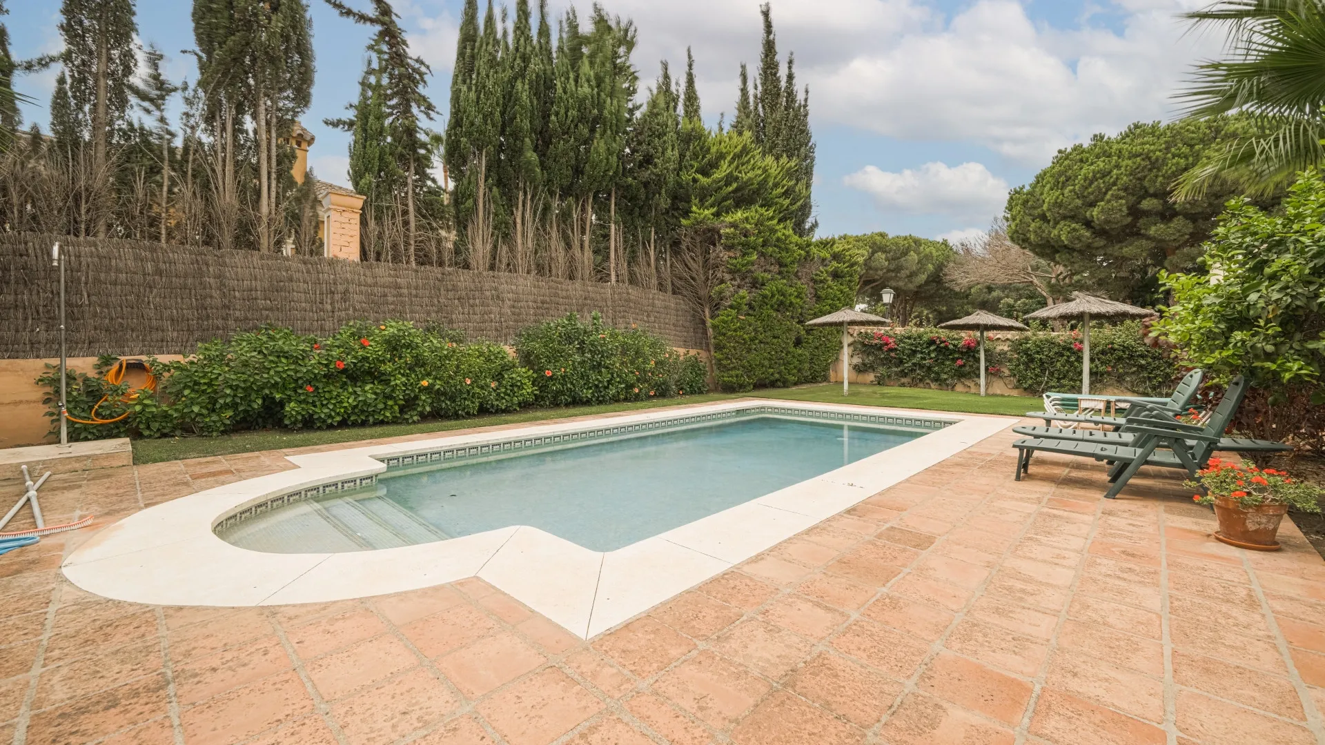For sale villa with 5 bedrooms in Sotogrande