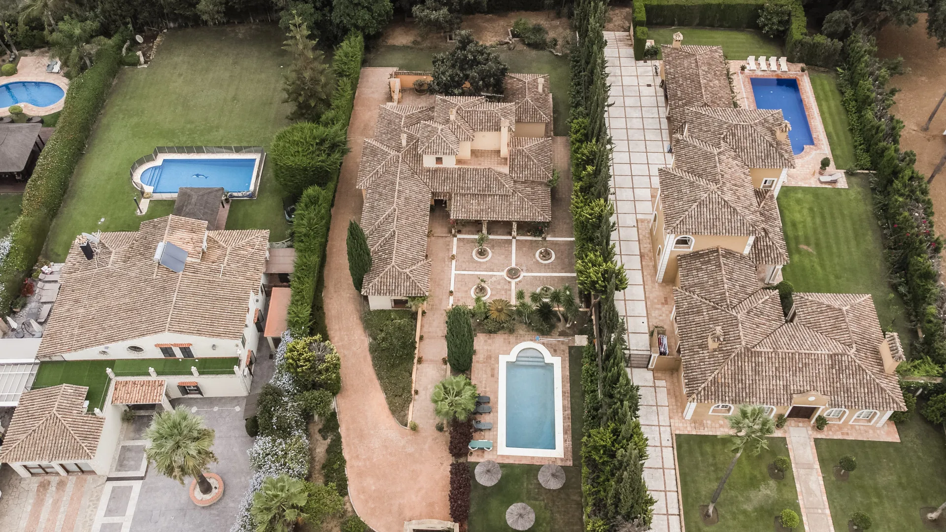 For sale villa with 5 bedrooms in Sotogrande