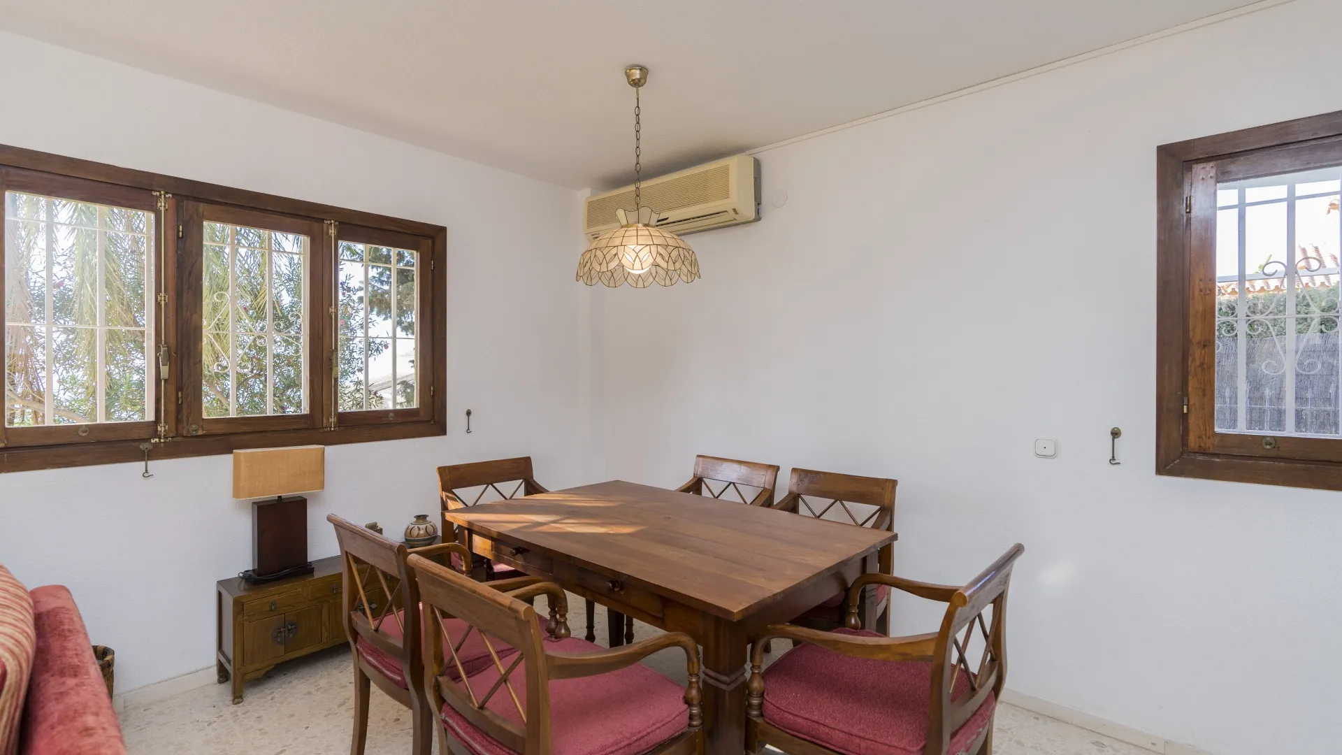 For sale villa with 9 bedrooms in Rincon de la Victoria