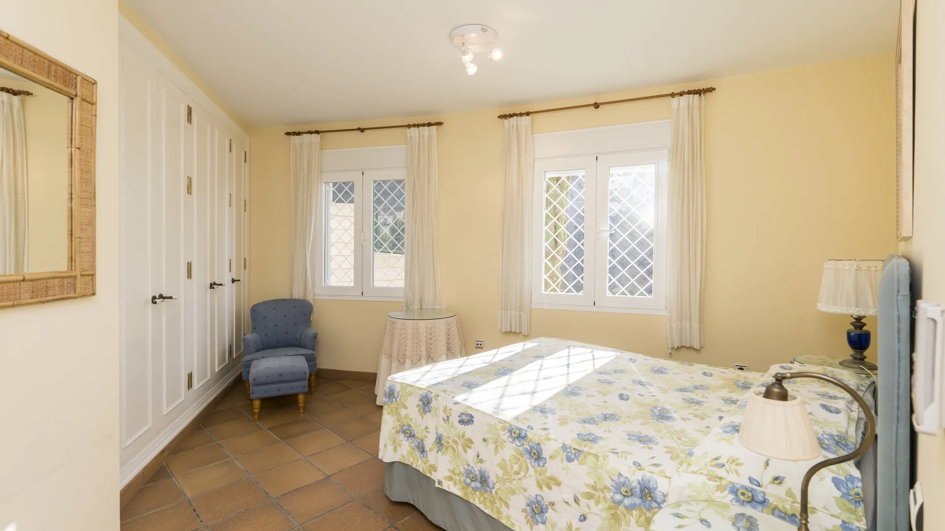 For sale villa with 9 bedrooms in Rincon de la Victoria