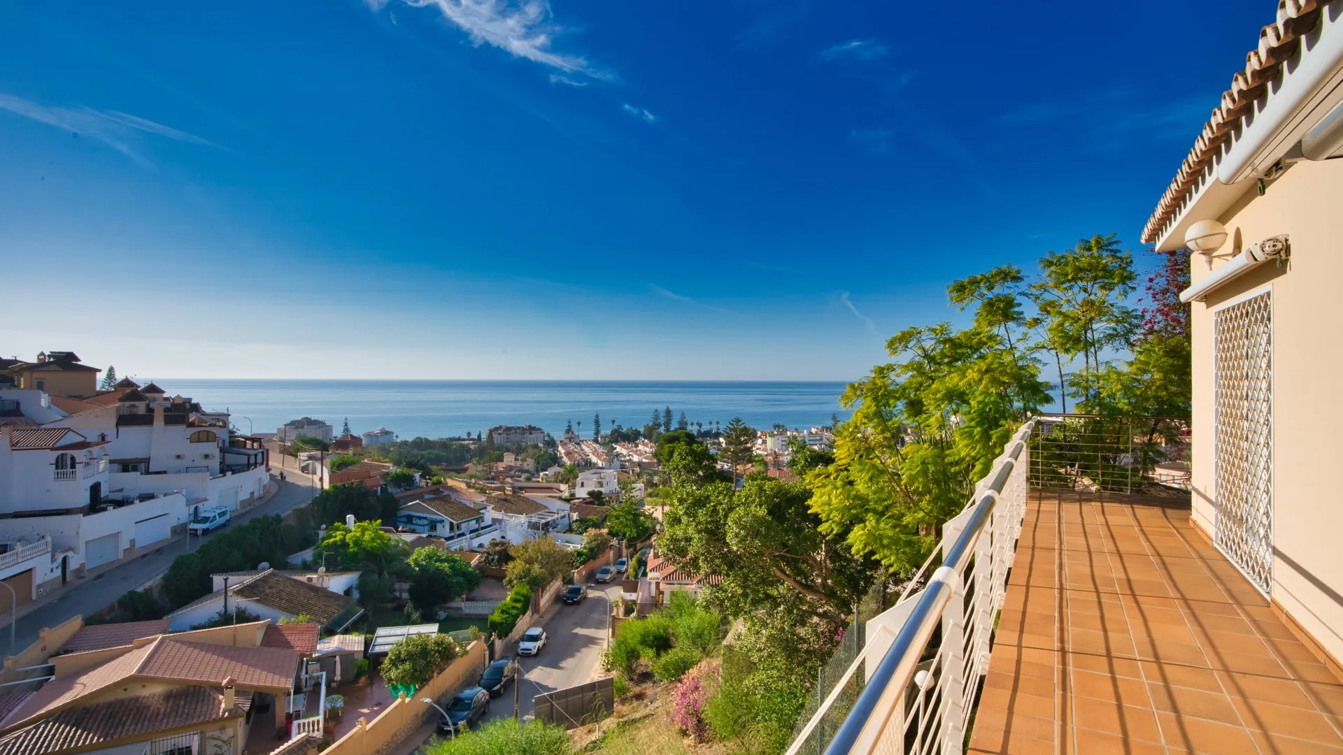 For sale villa with 9 bedrooms in Rincon de la Victoria