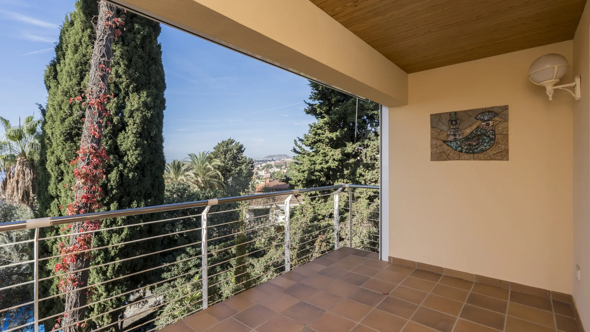 For sale villa with 9 bedrooms in Rincon de la Victoria