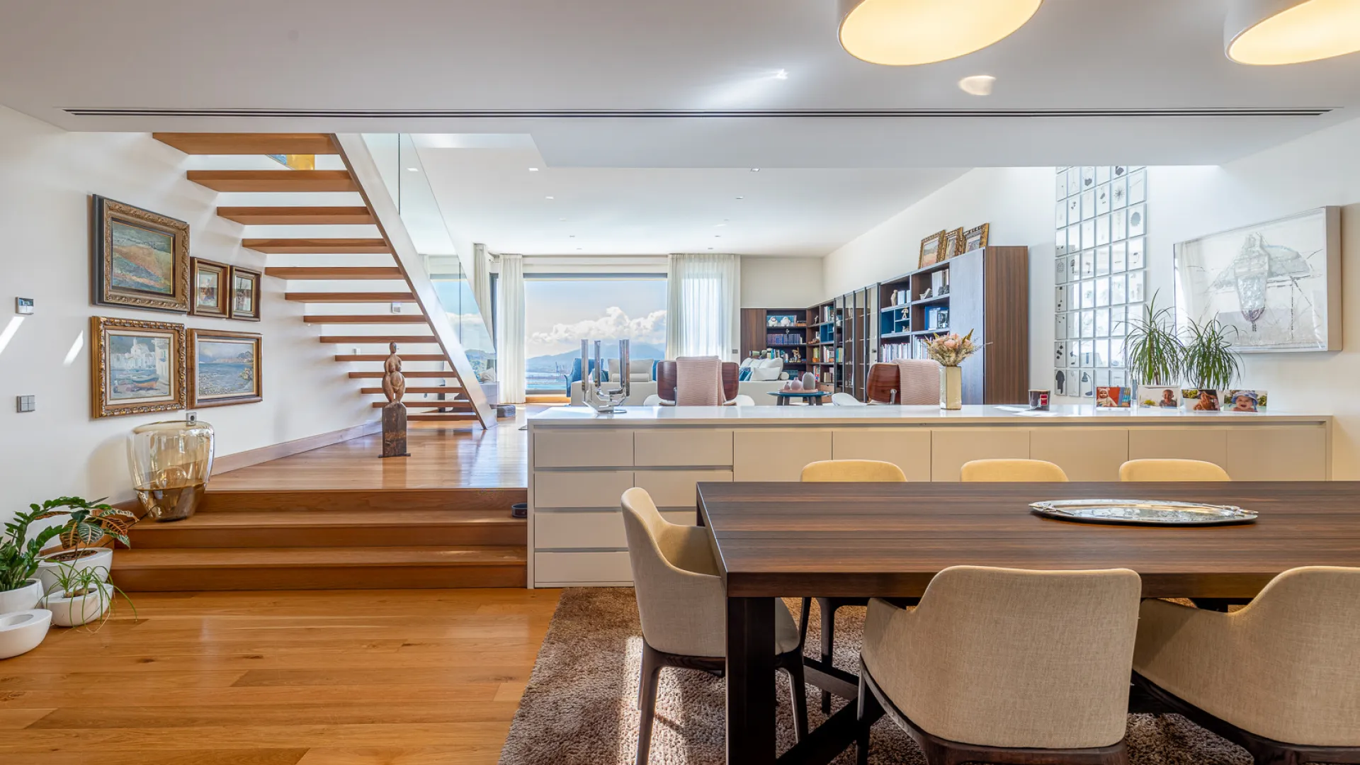 Villa con 8 dormitorios en venta en Malaga - Este